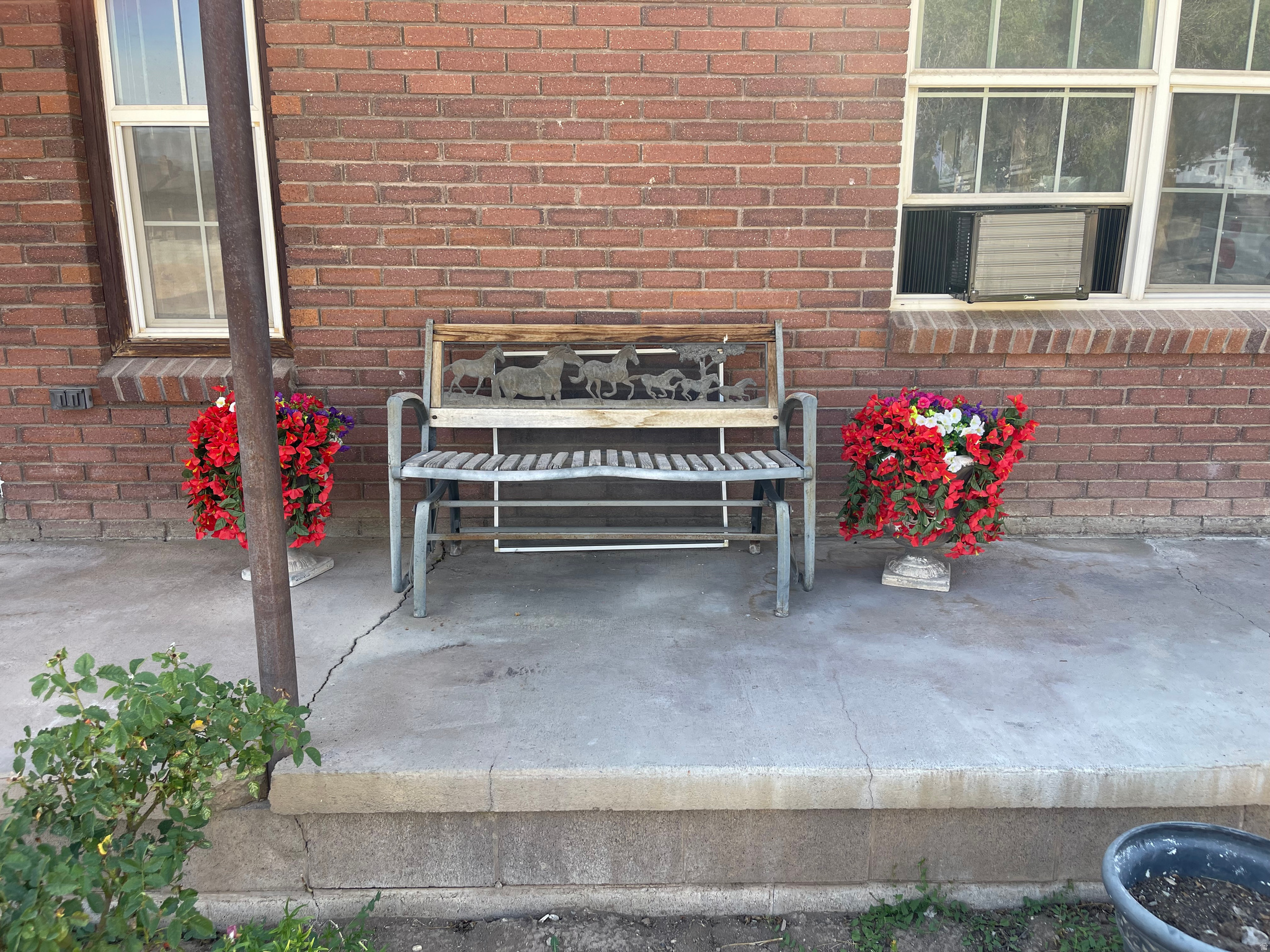 main property photo 40