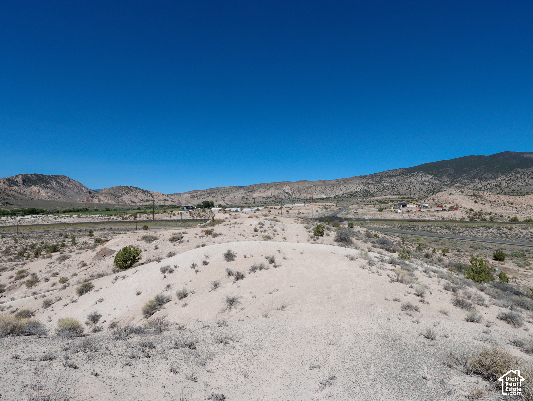 main property photo 60