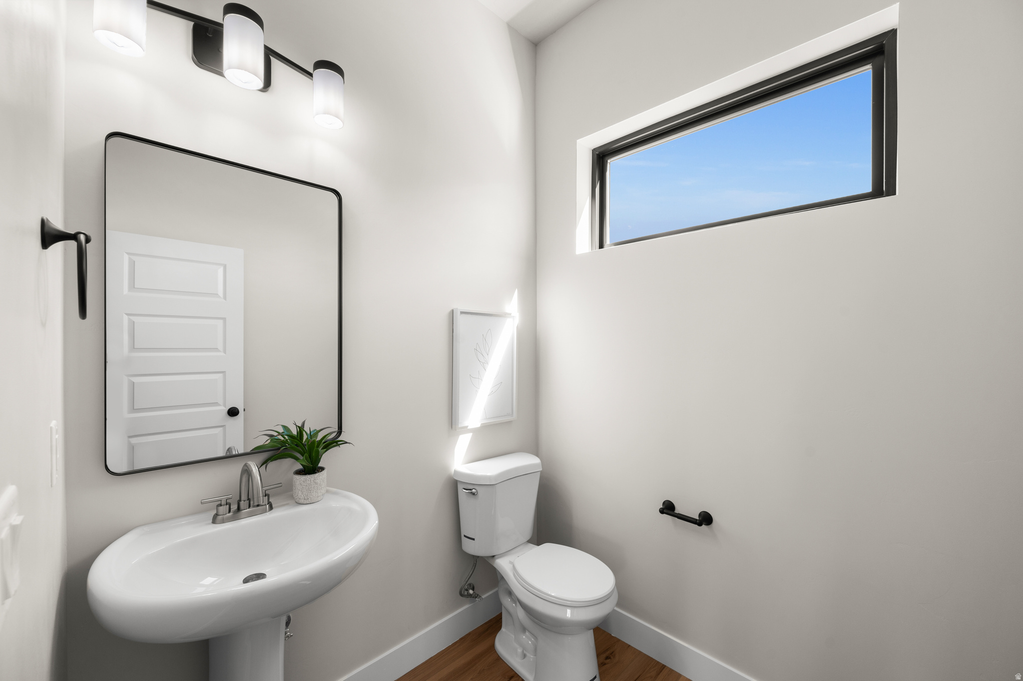 main property photo 16