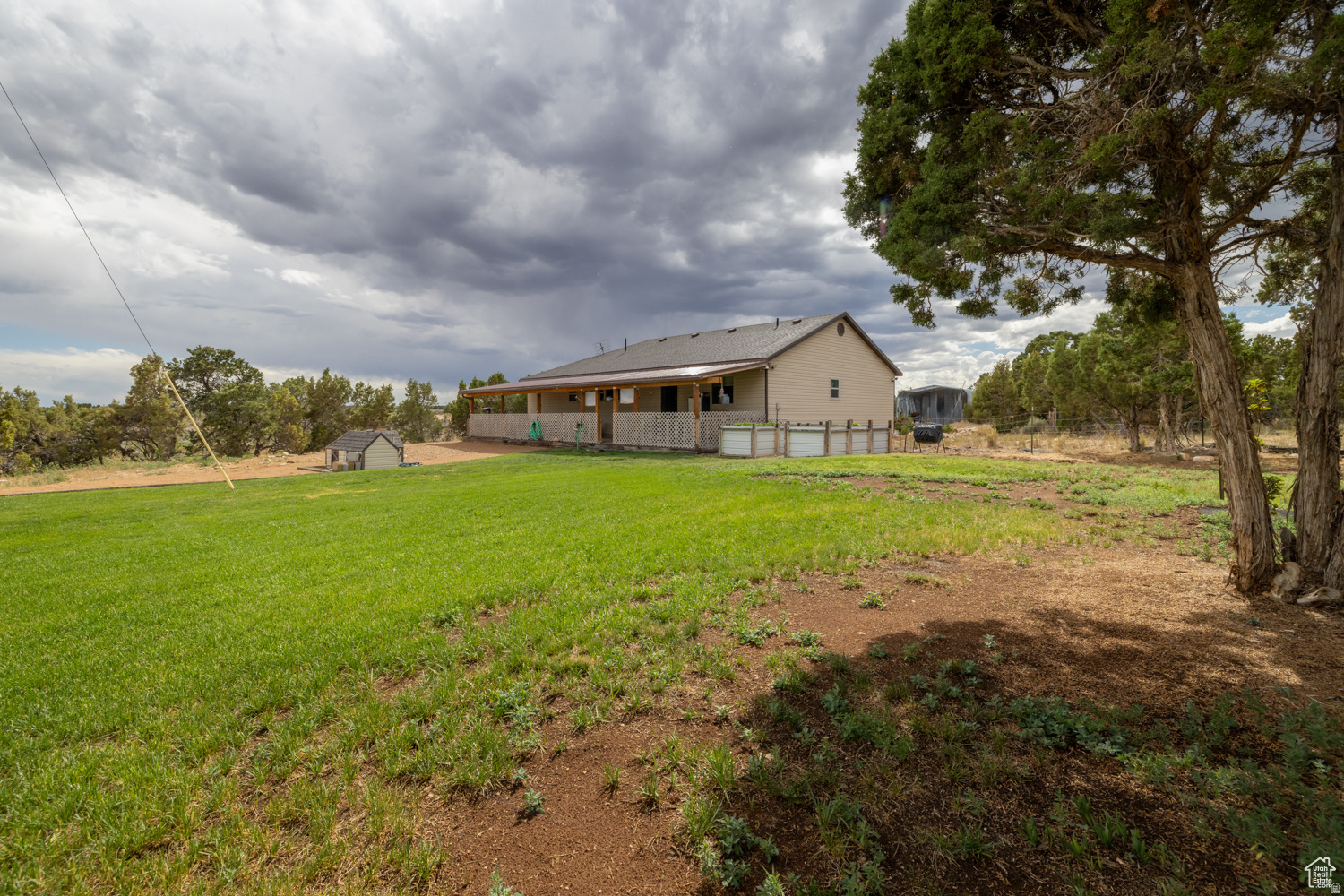 main property photo 34