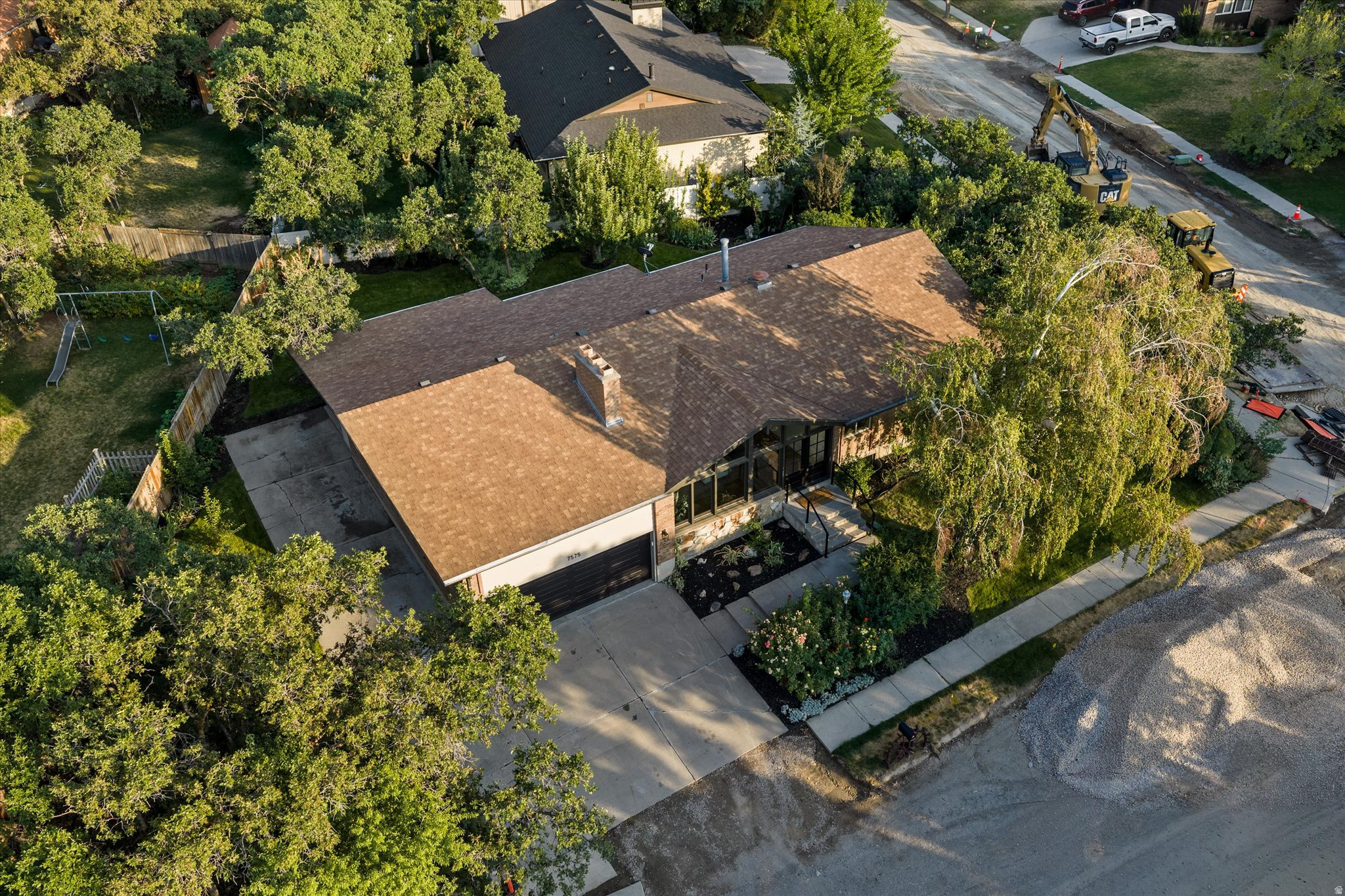main property photo 70