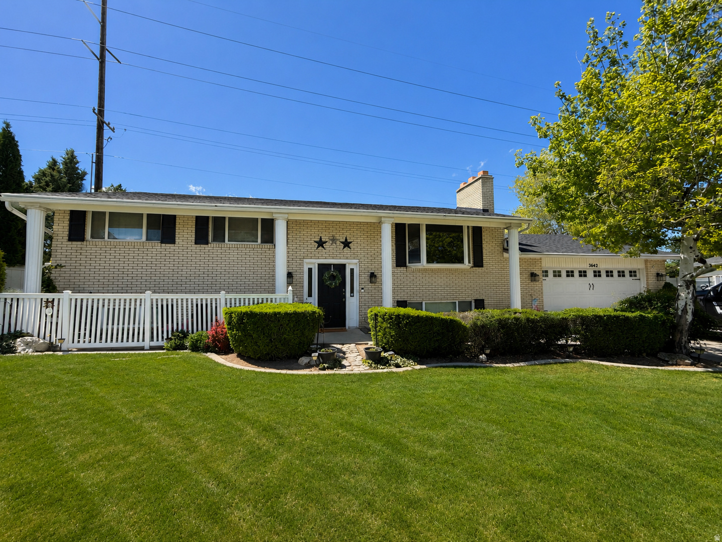 main property photo 0