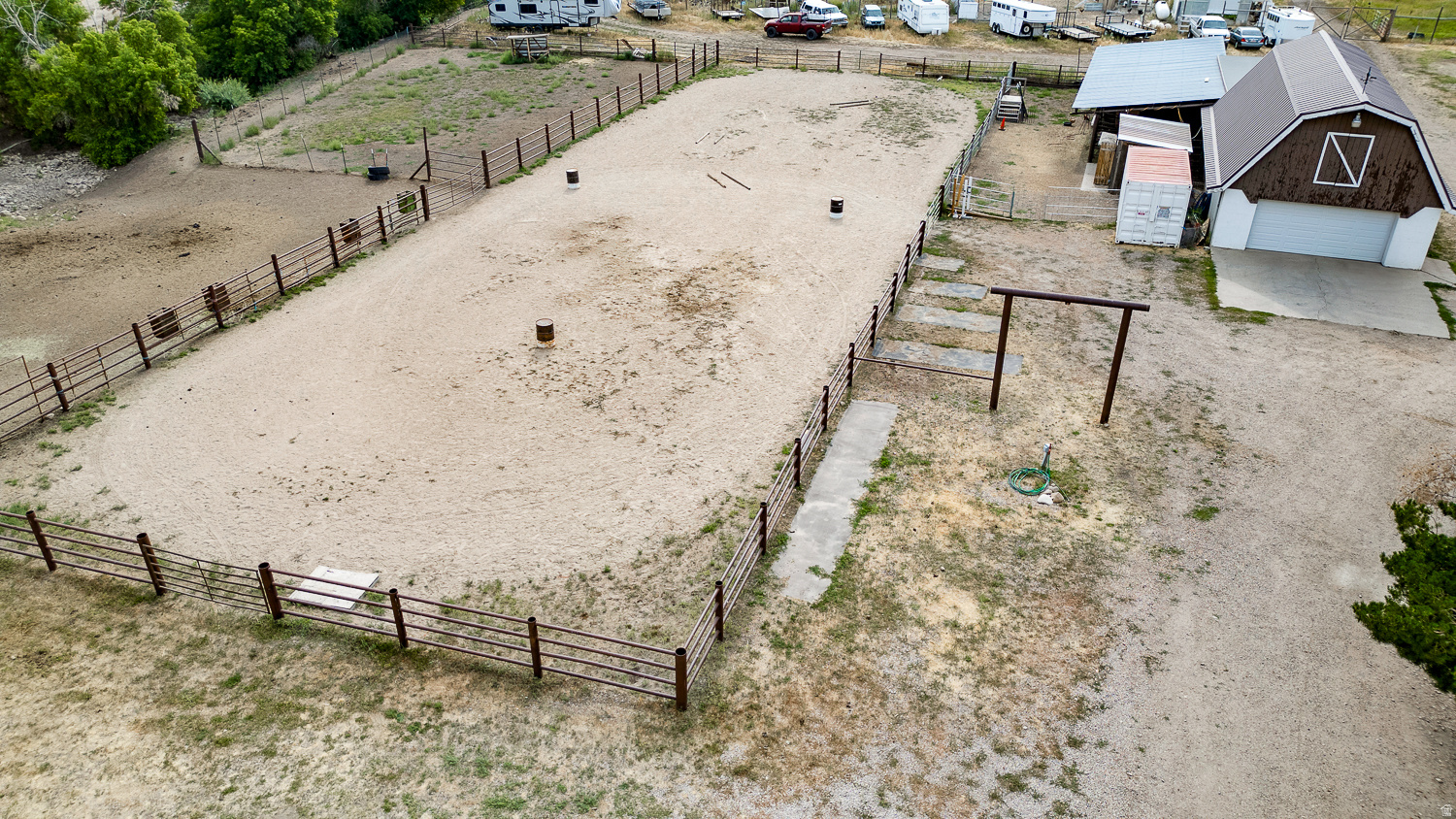 main property photo 65