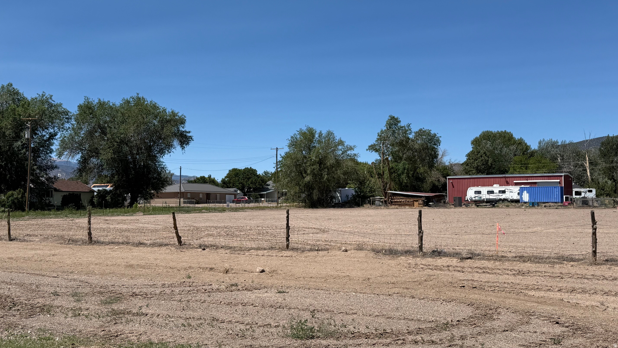 main property photo 5