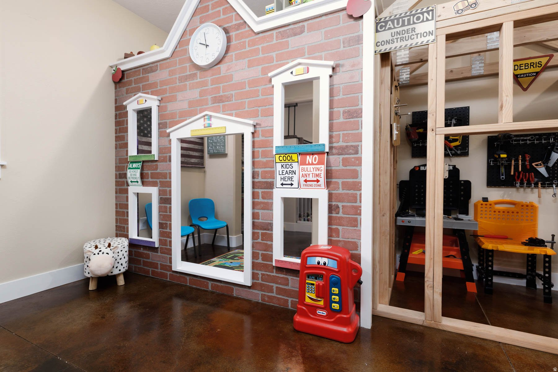 main property photo 50