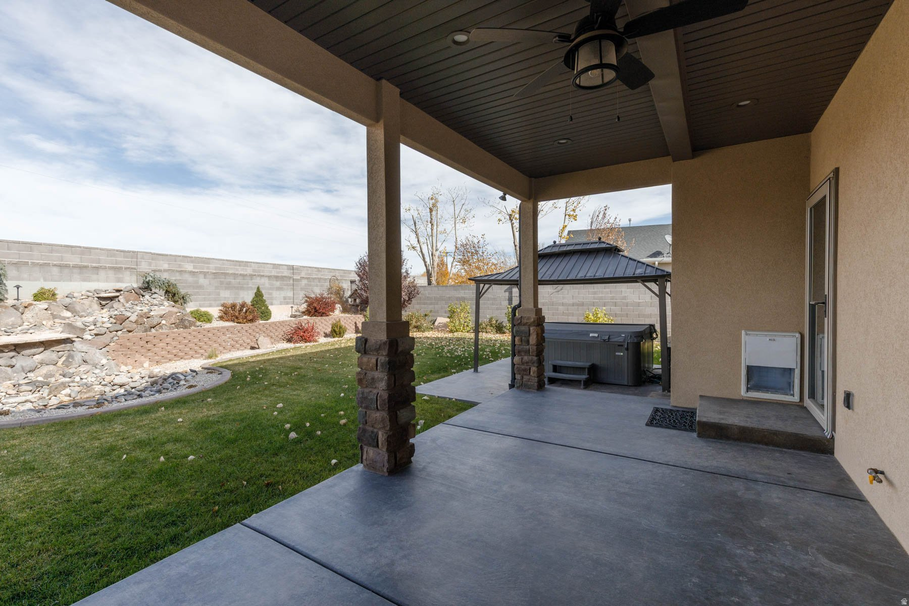 main property photo 65