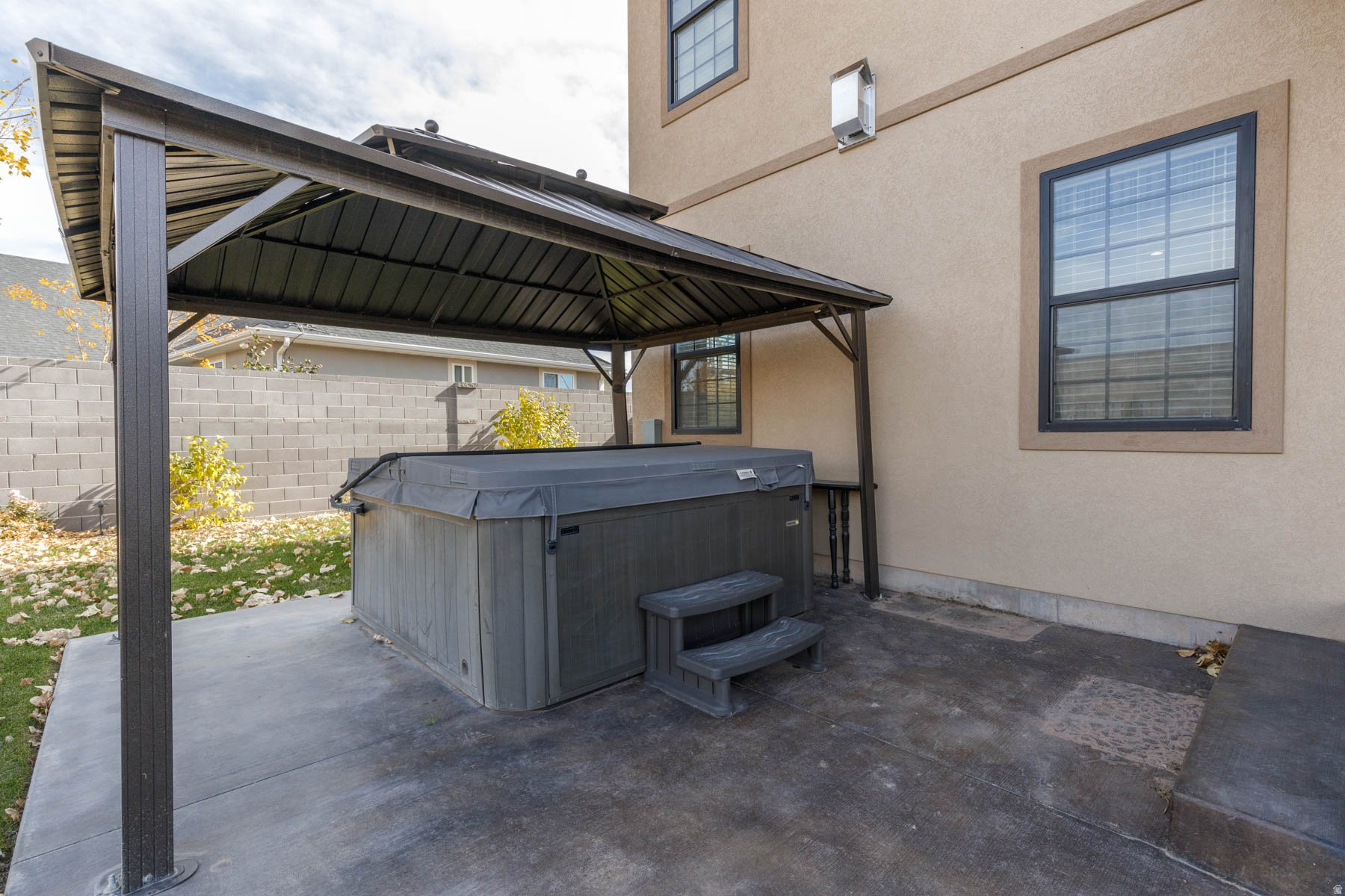 main property photo 68