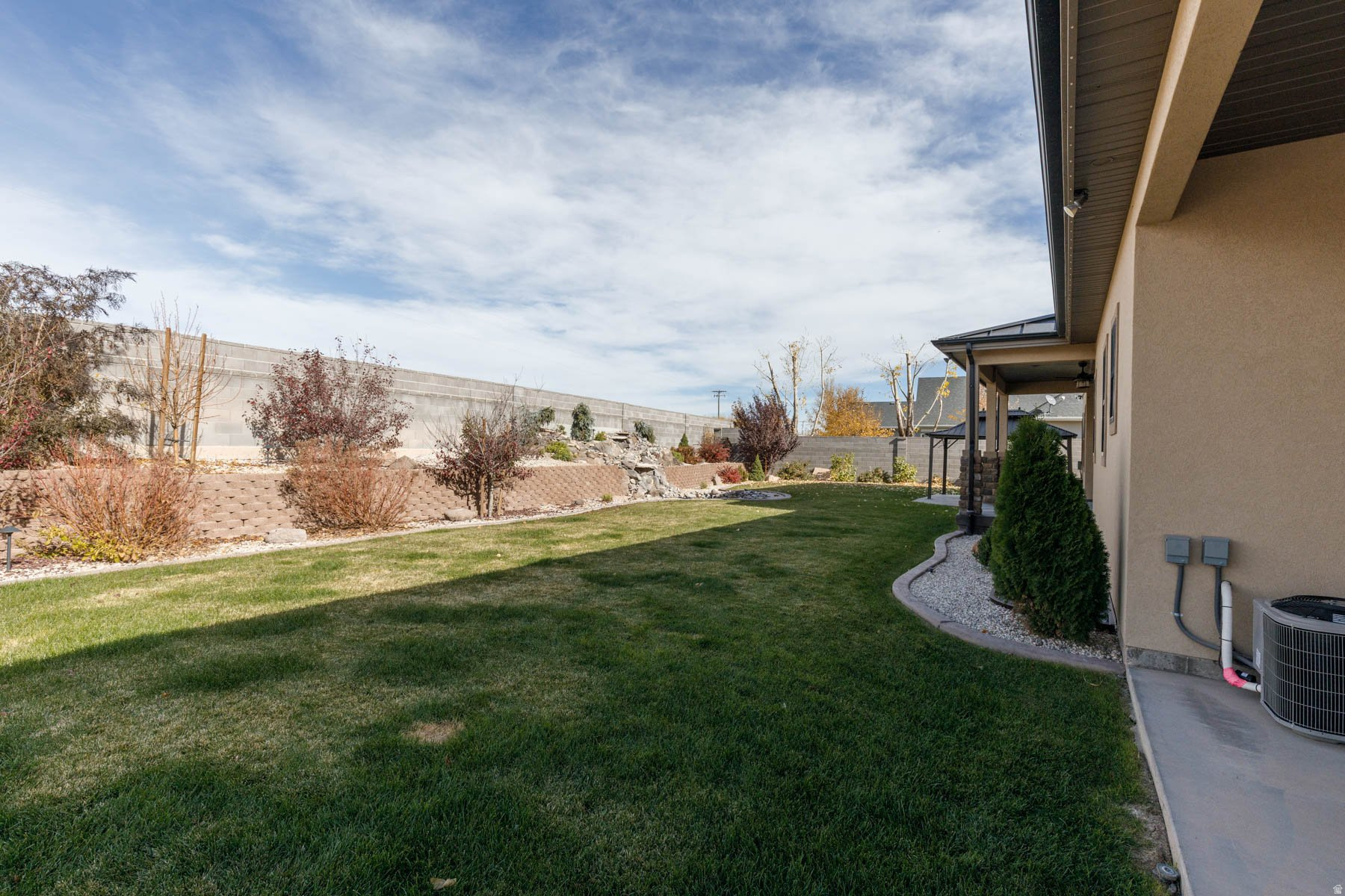 main property photo 75