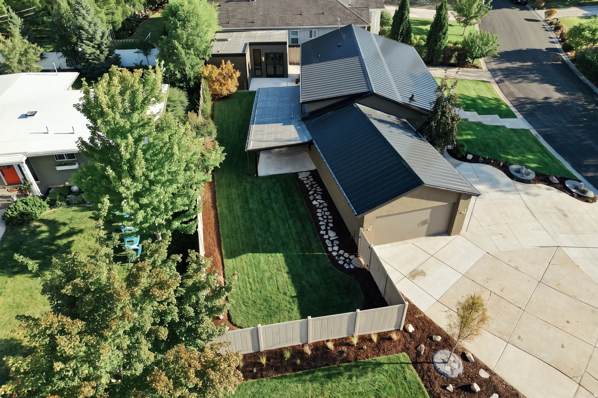 main property photo 85