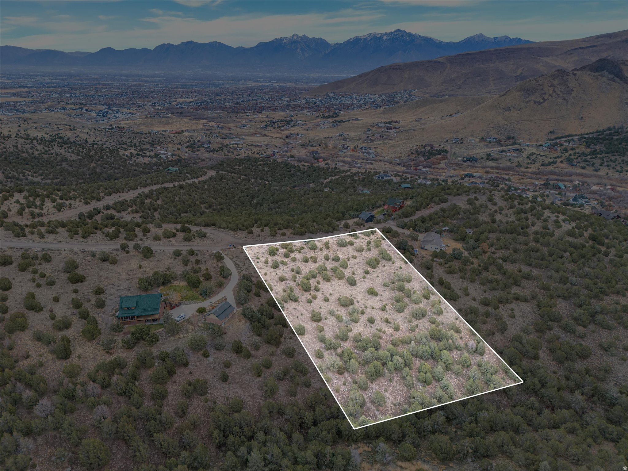 main property photo 9