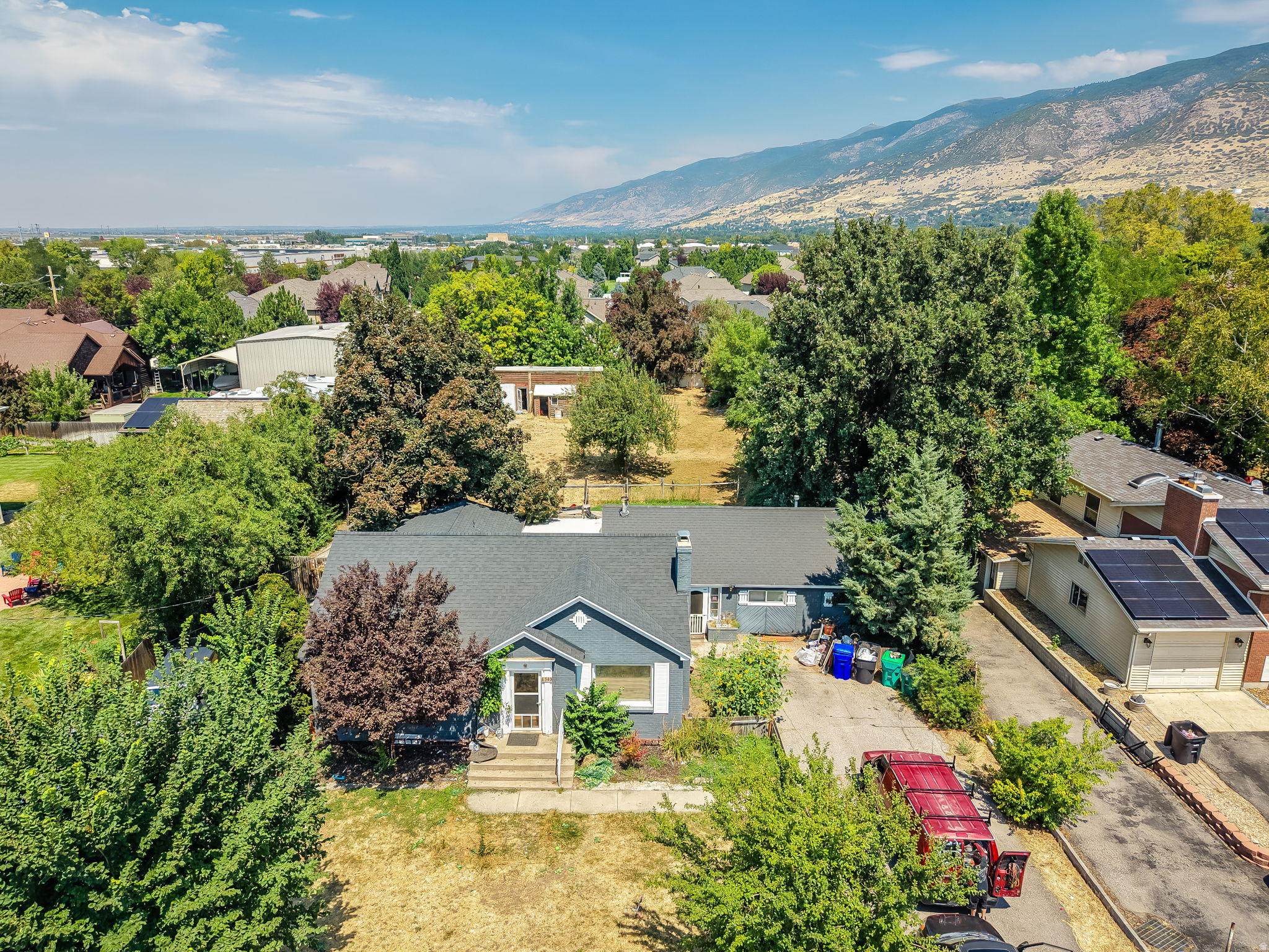 main property photo 19