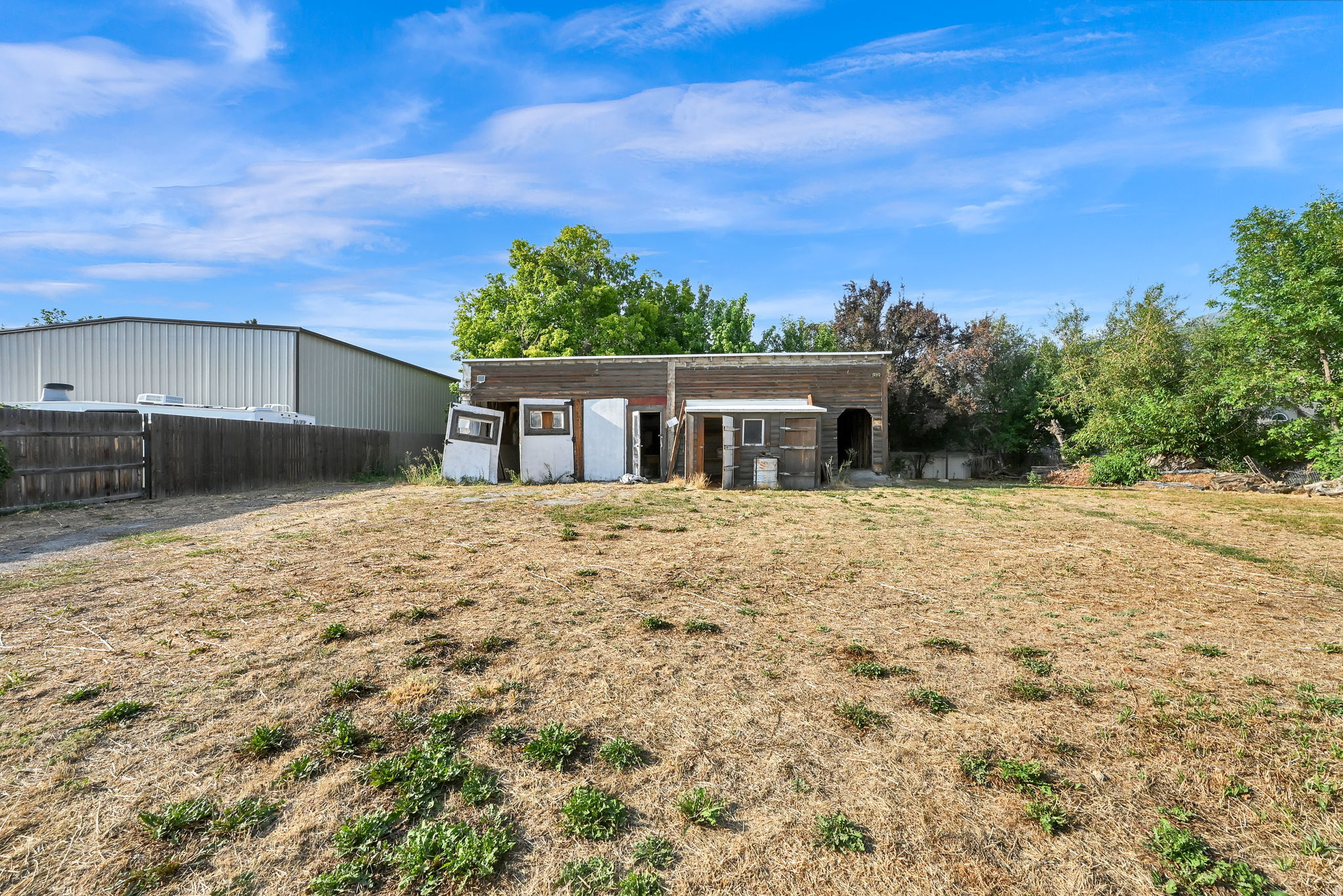 main property photo 38