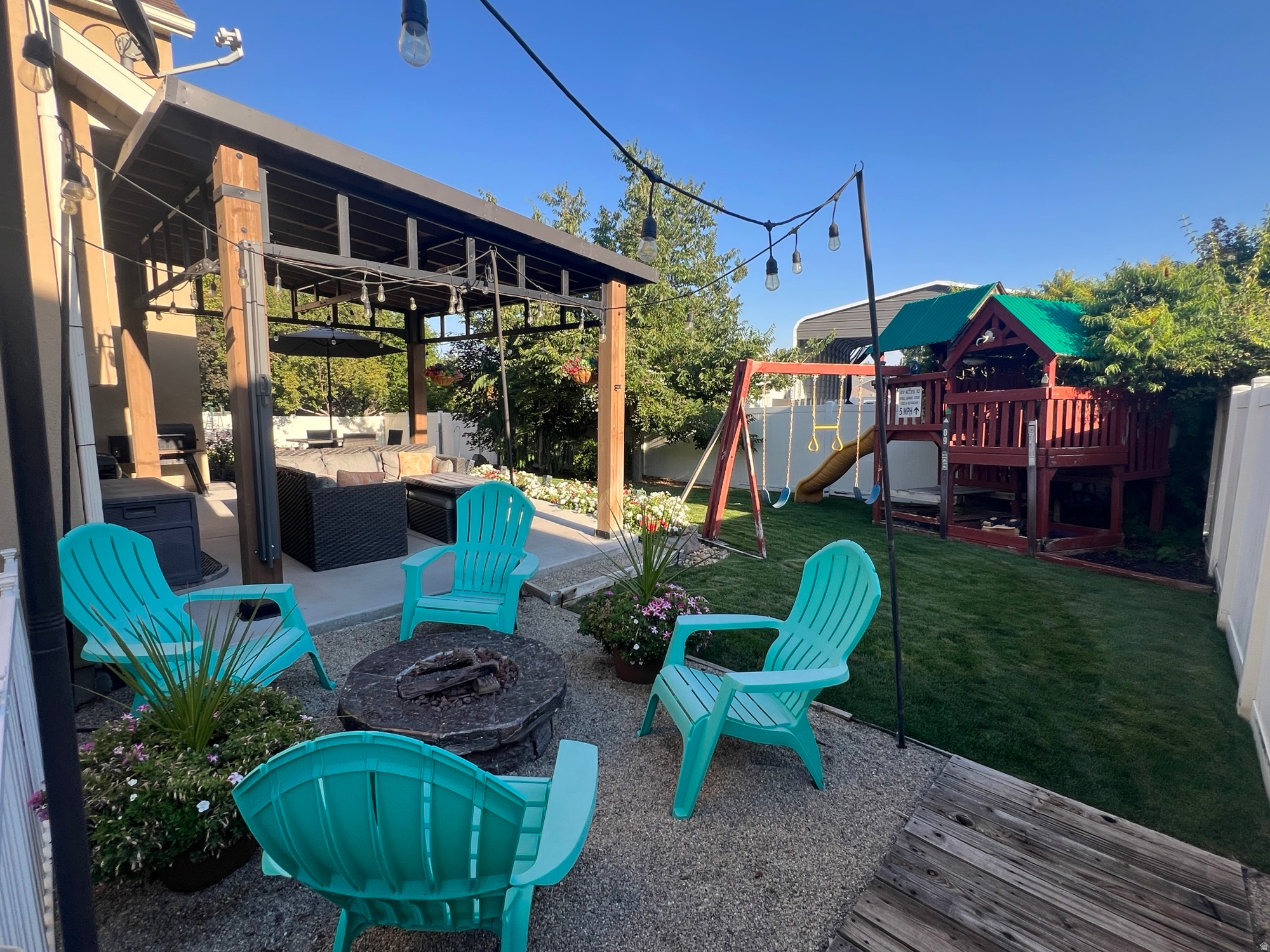main property photo 5
