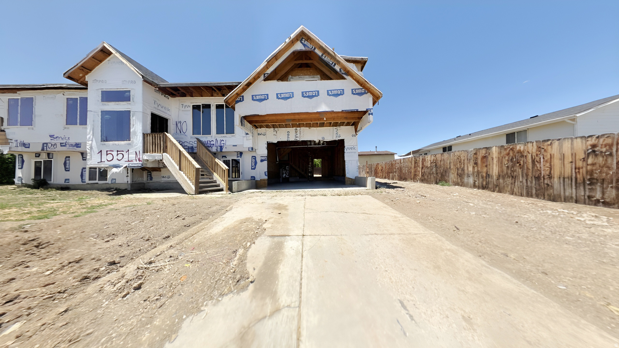 main property photo 17