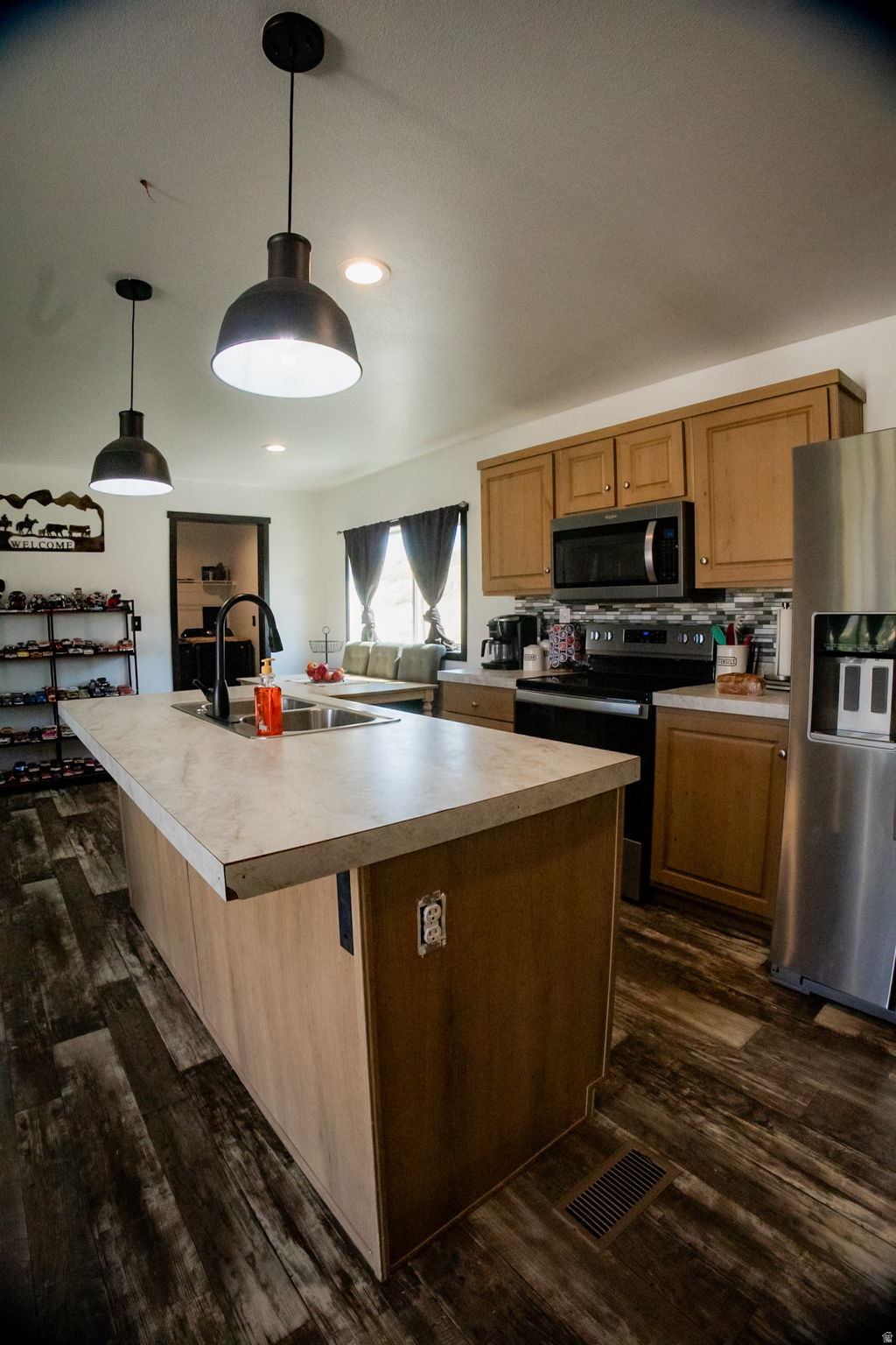 main property photo 29