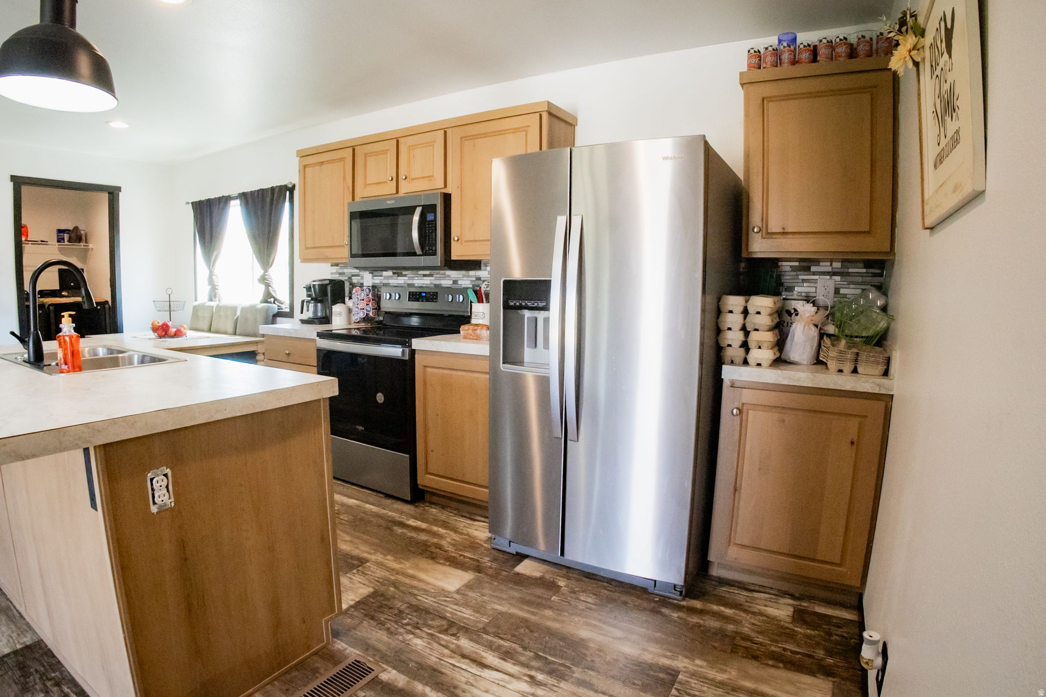 main property photo 33