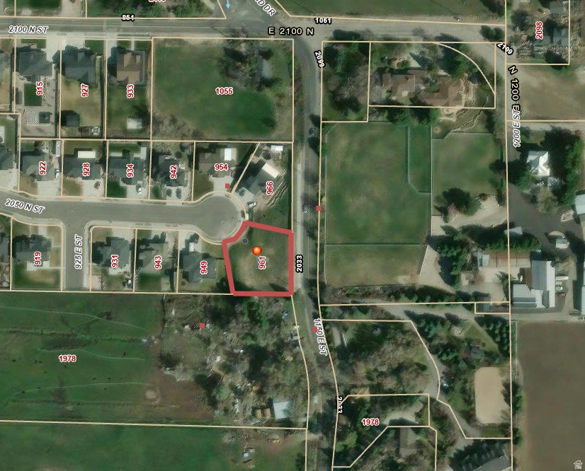 main property photo 8