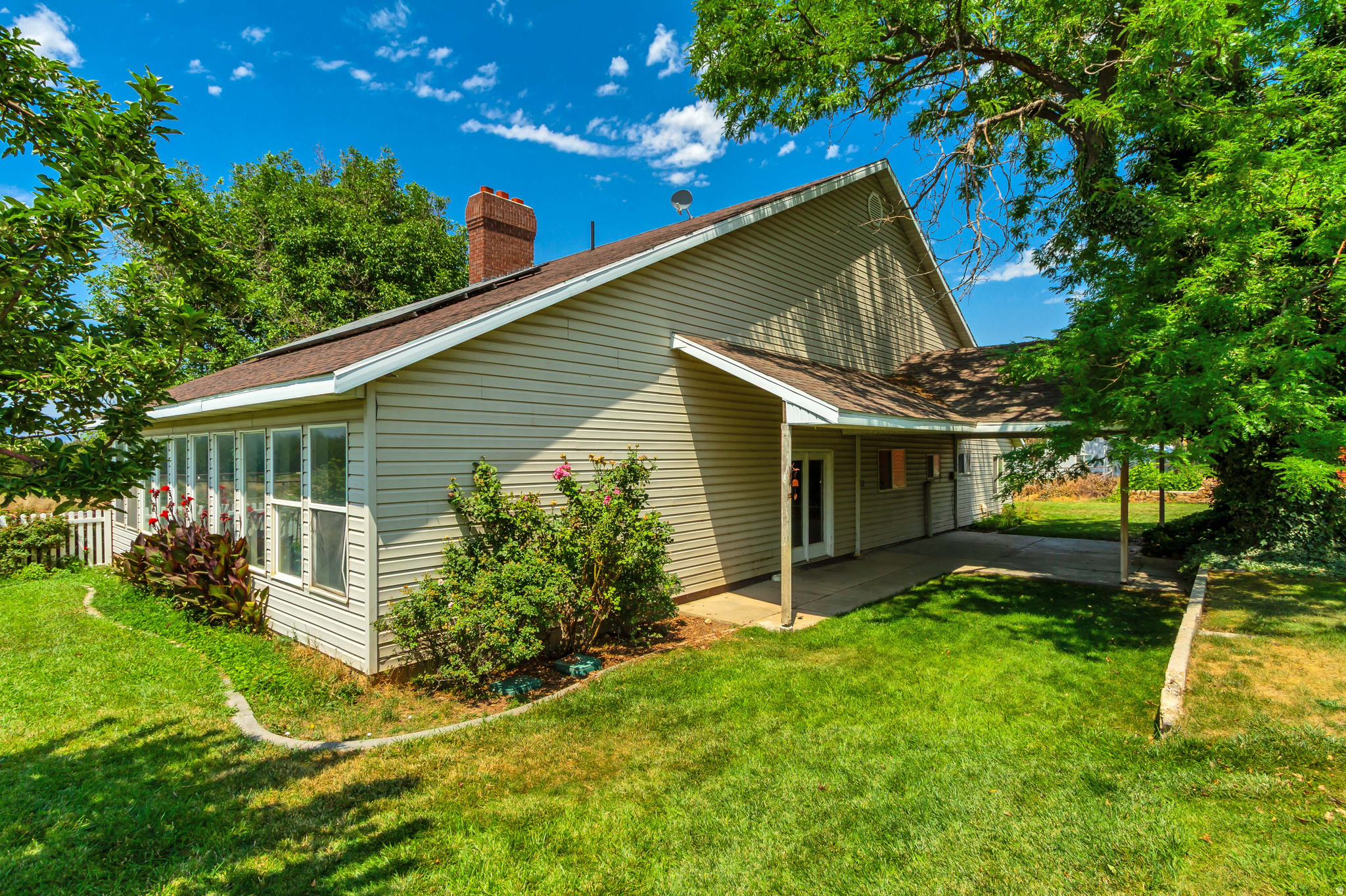 main property photo 50