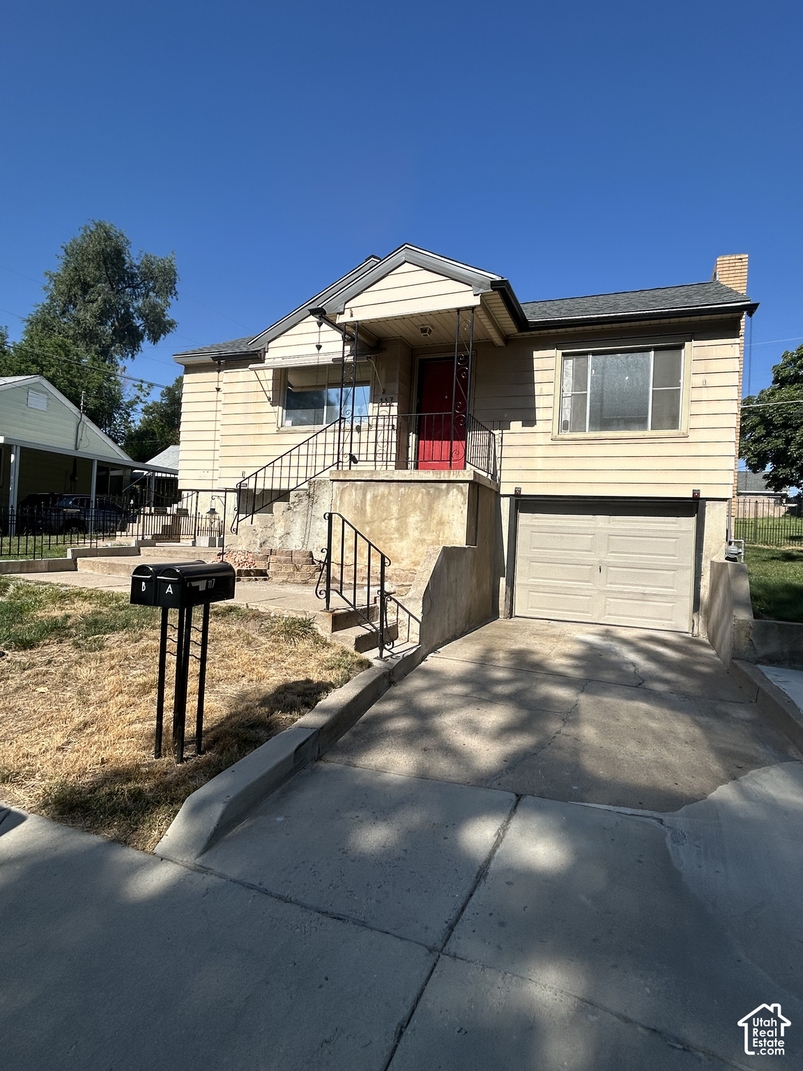 main property photo 15