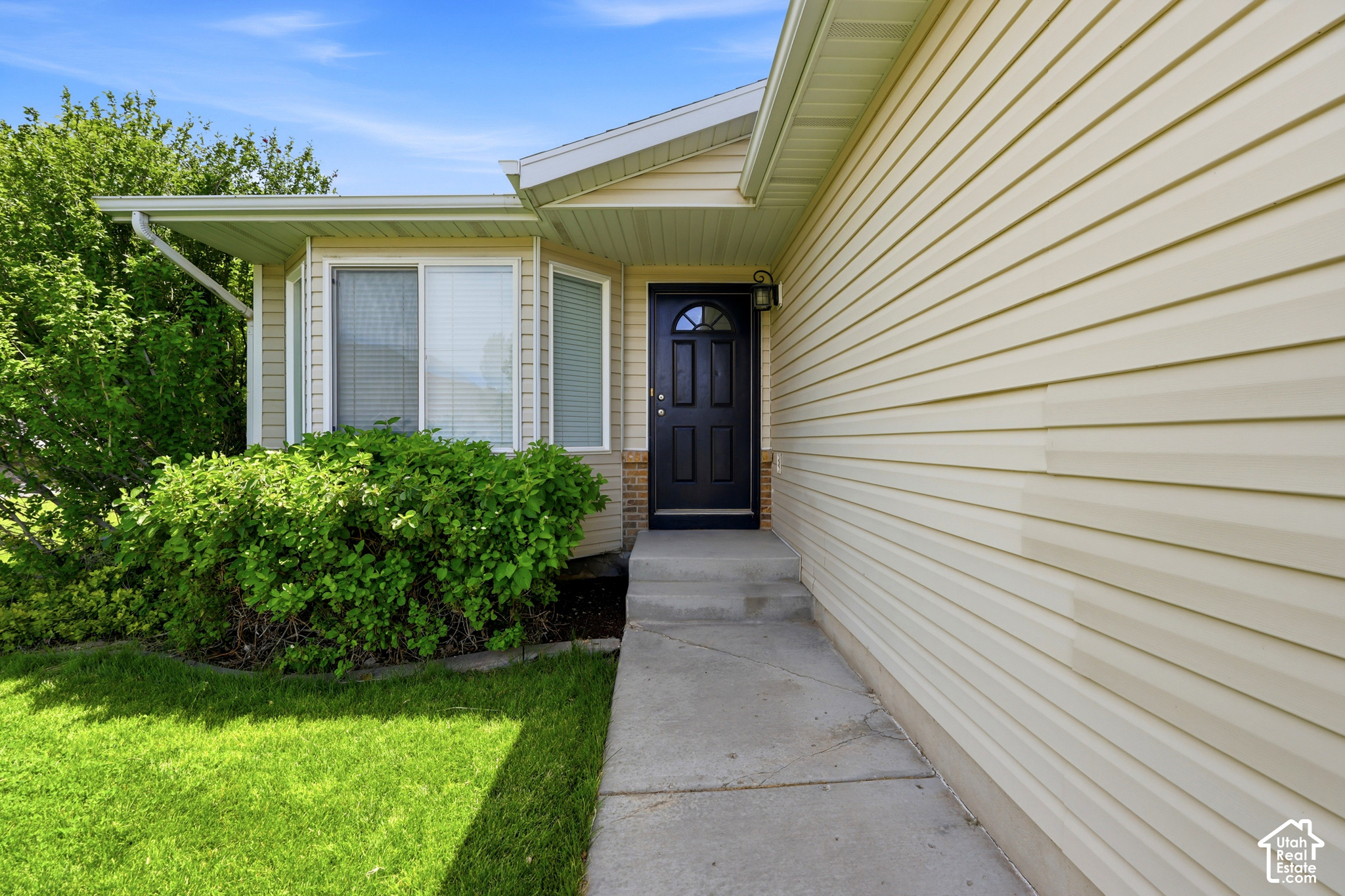 main property photo 31