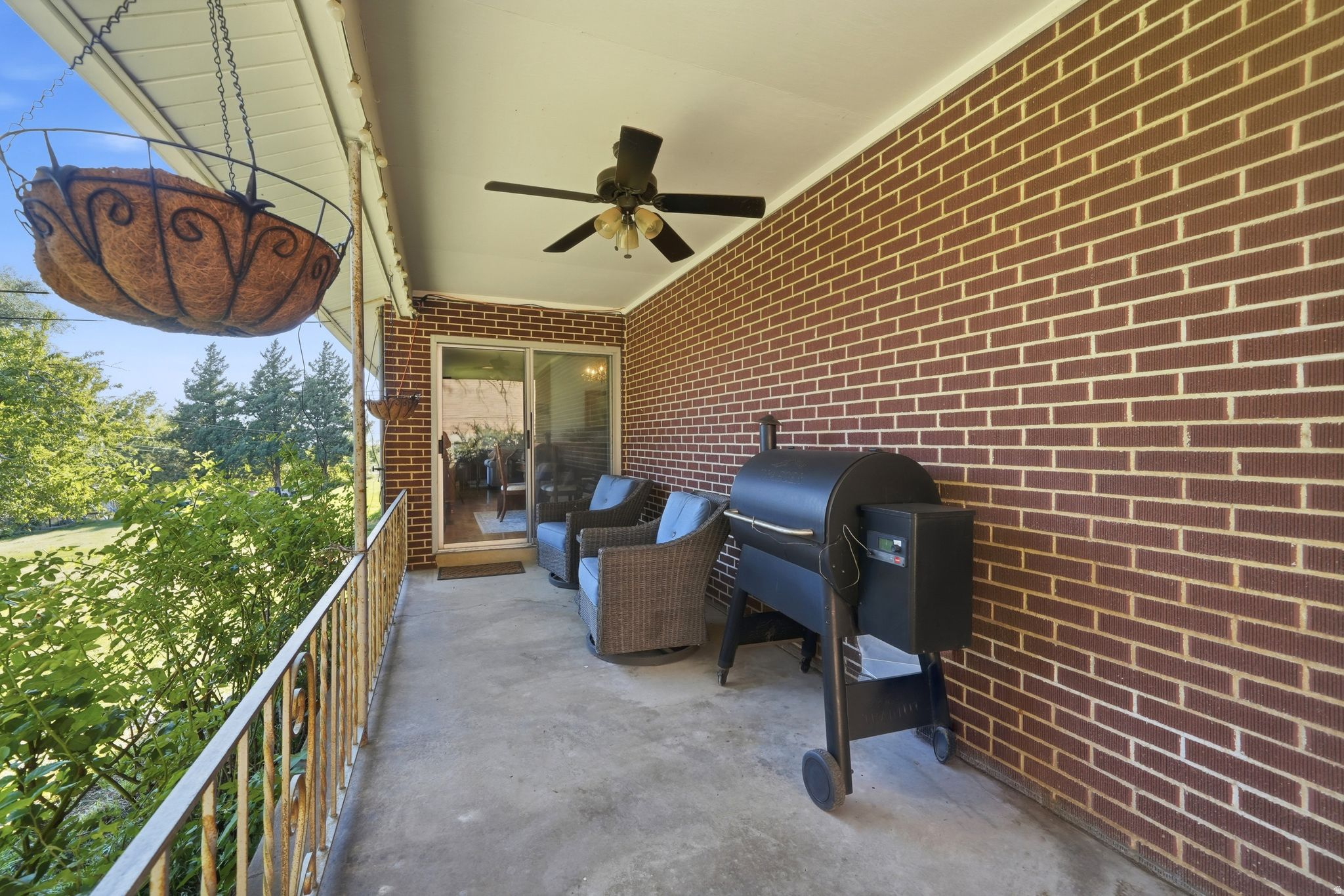 main property photo 42