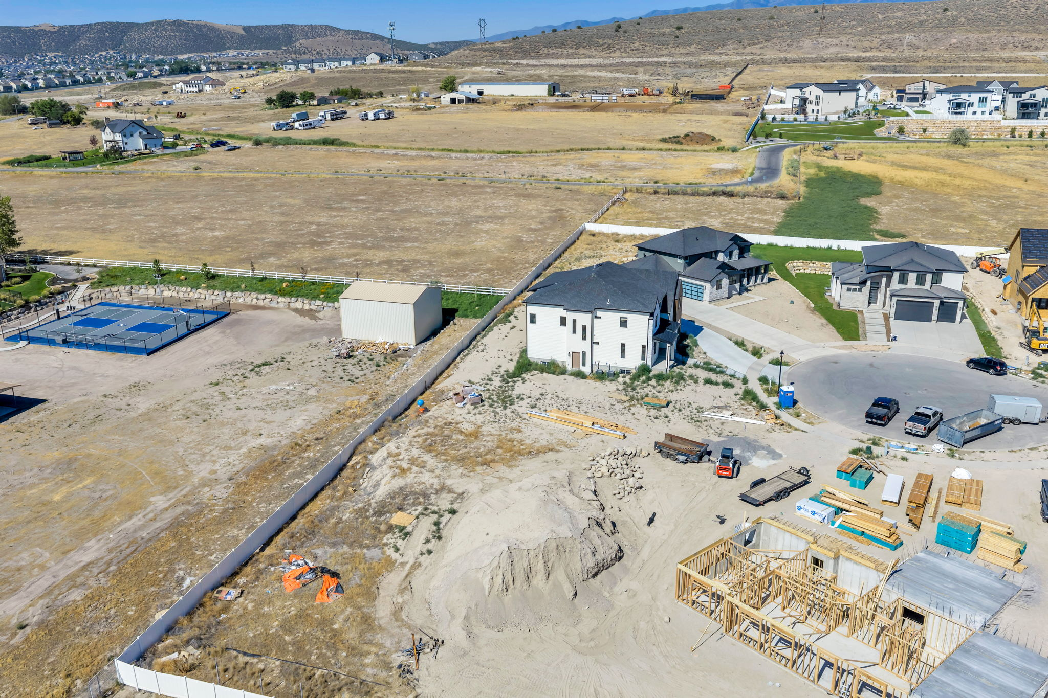 main property photo 5