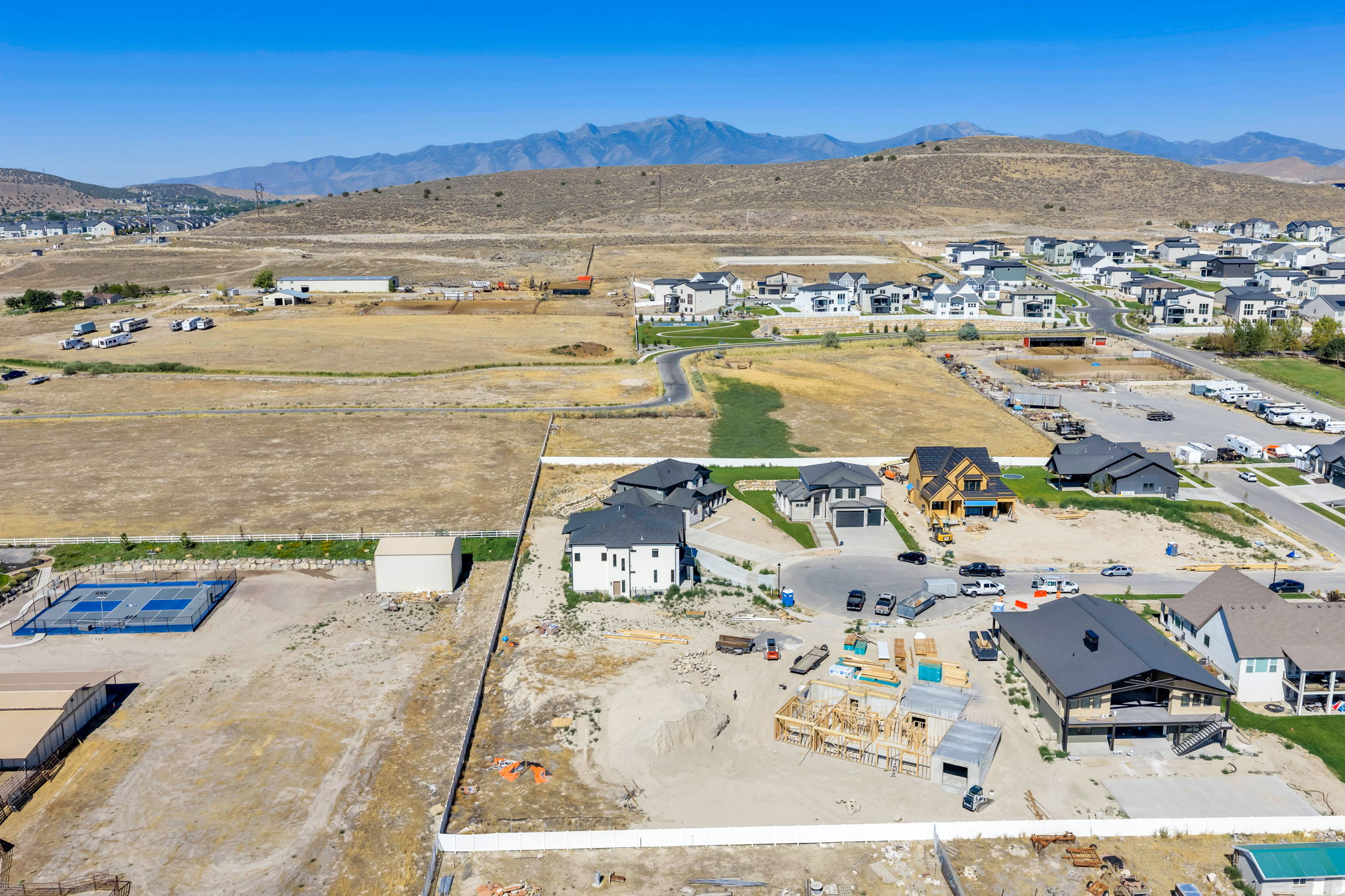 main property photo 8