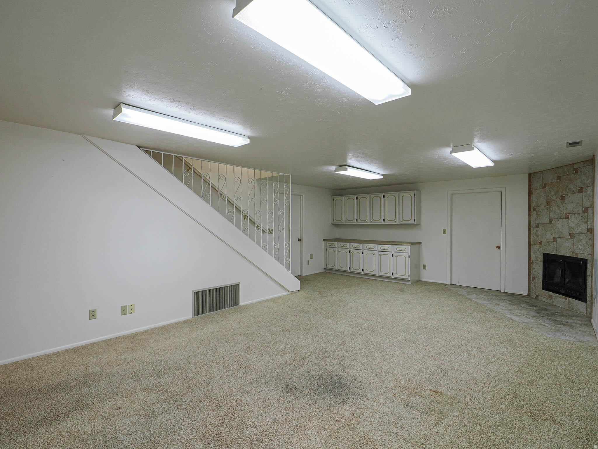 main property photo 65