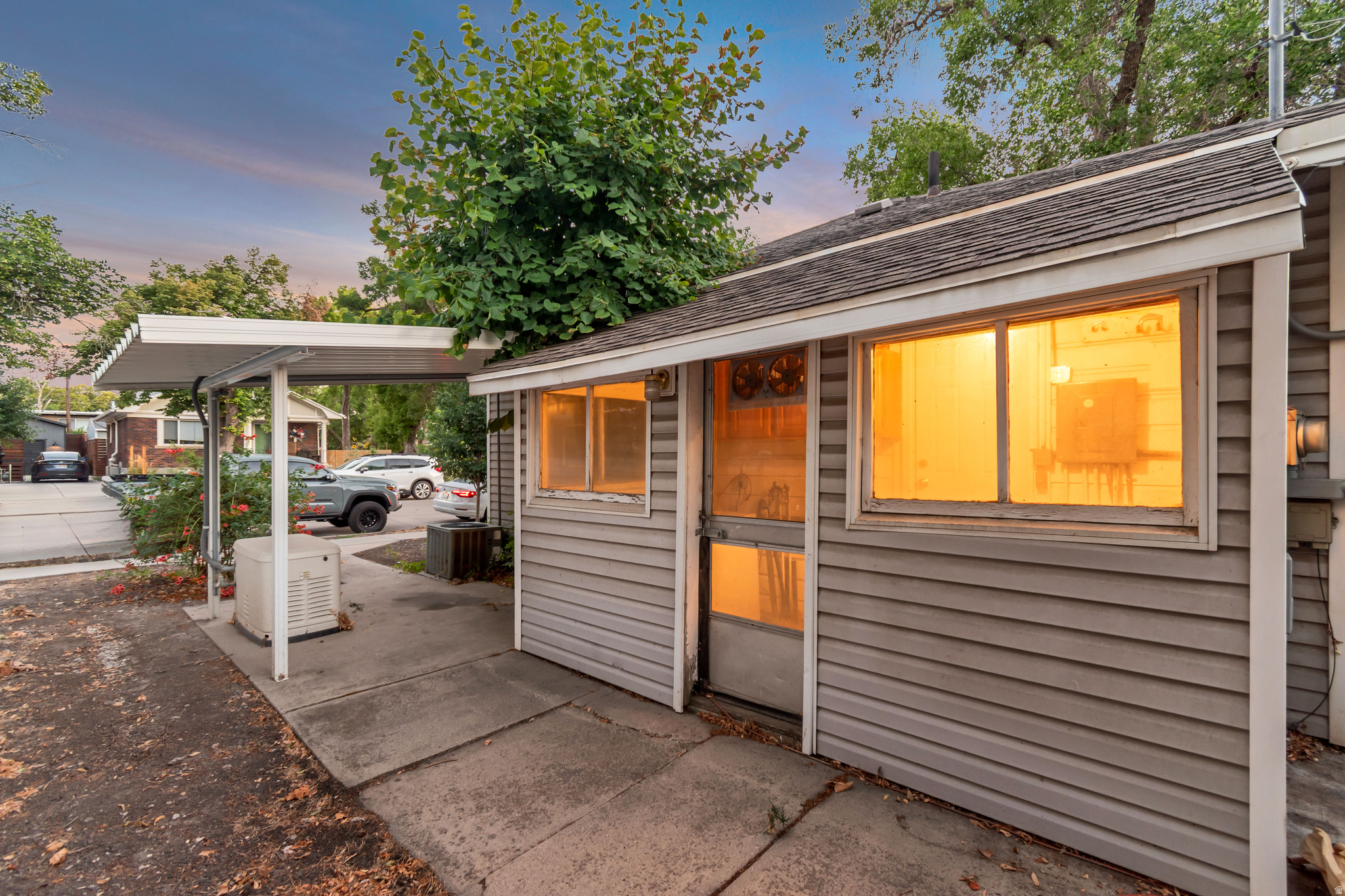 main property photo 10
