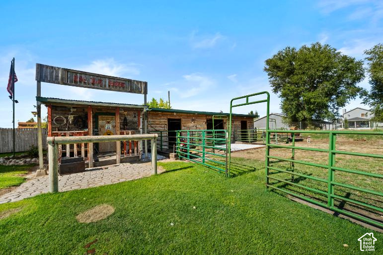 main property photo 25