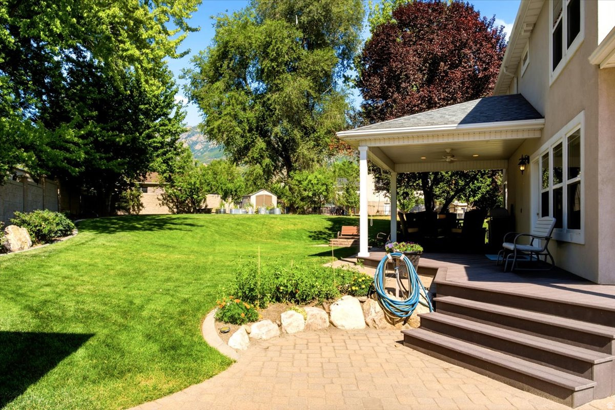 main property photo 50