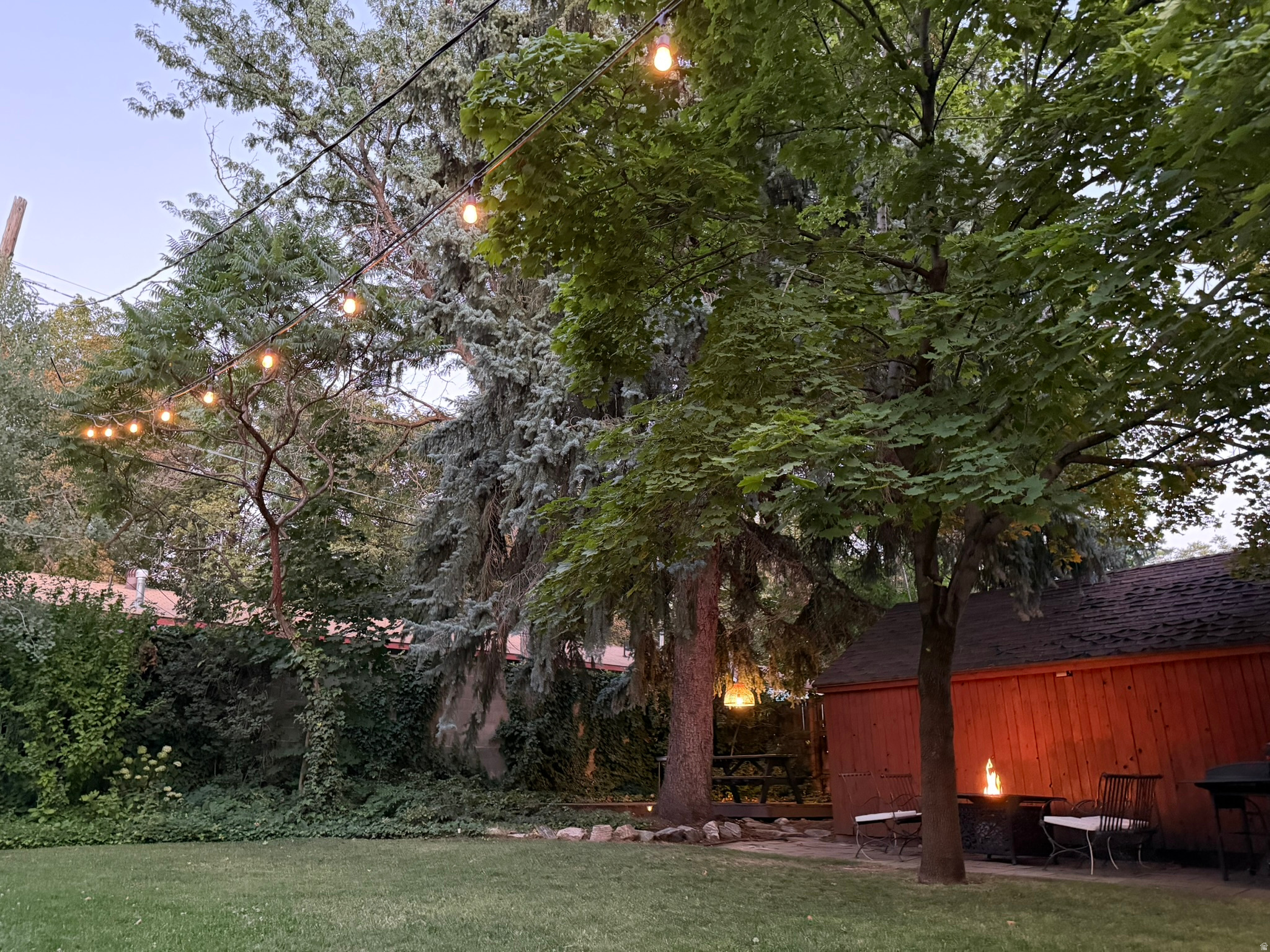 main property photo 28