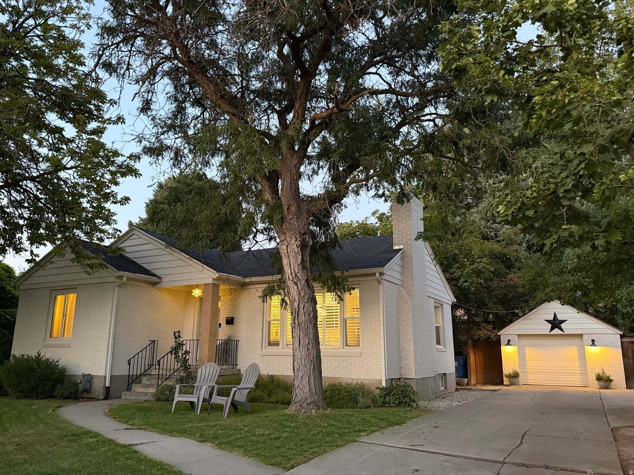 main property photo 29
