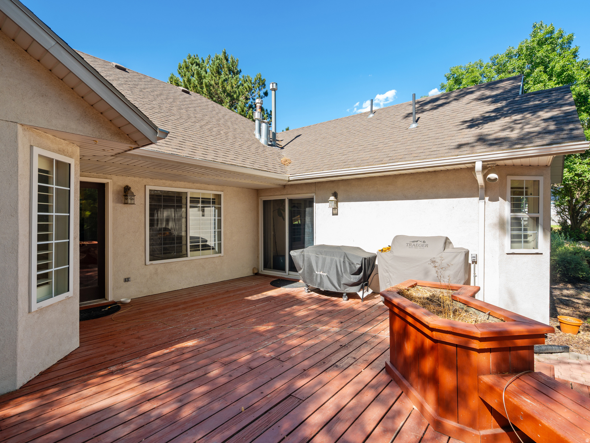 main property photo 54