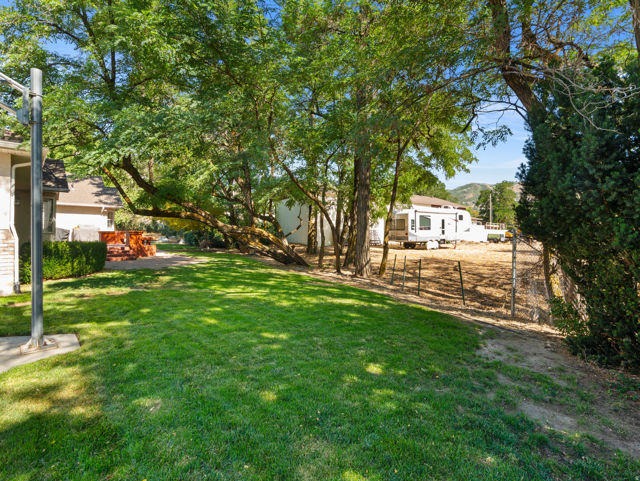 main property photo 57