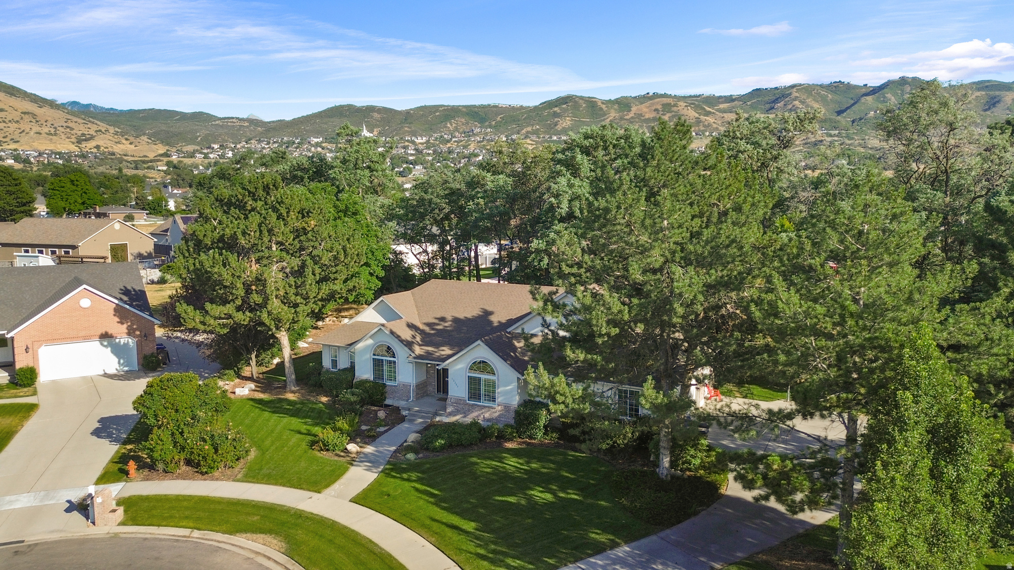 main property photo 64