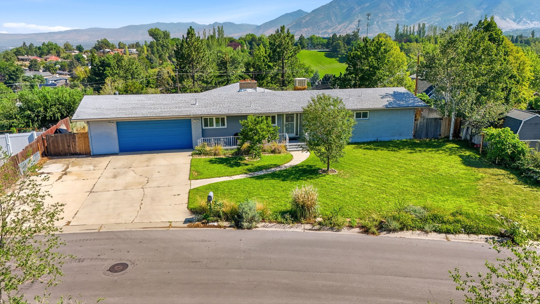 main property photo 33