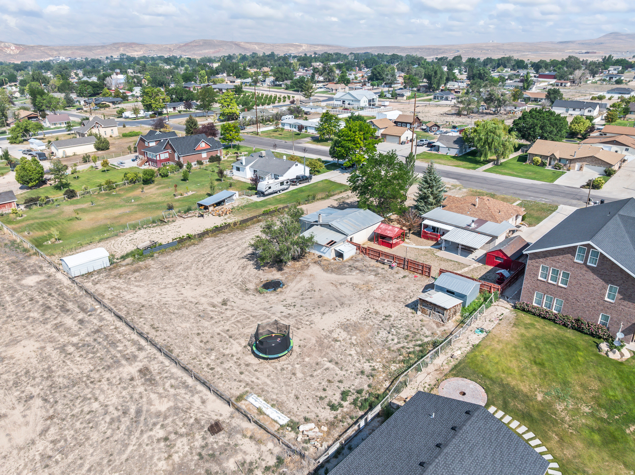 main property photo 66