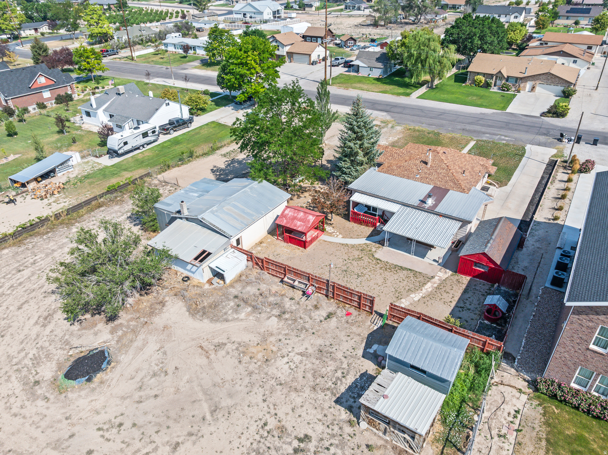 main property photo 67