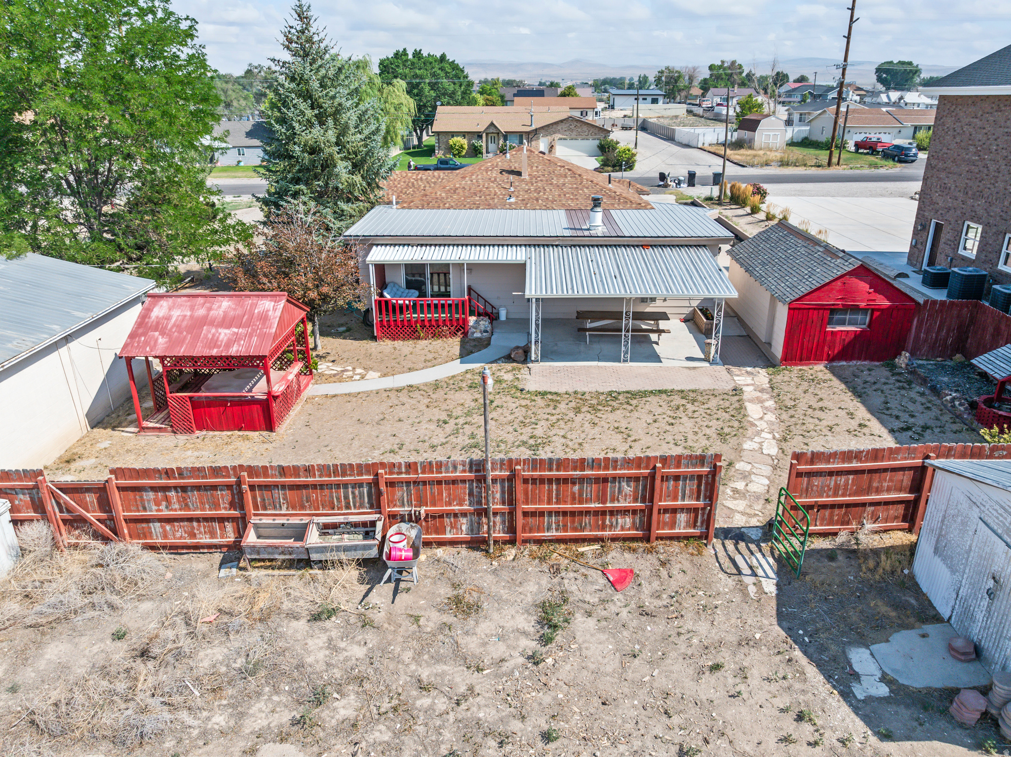 main property photo 70