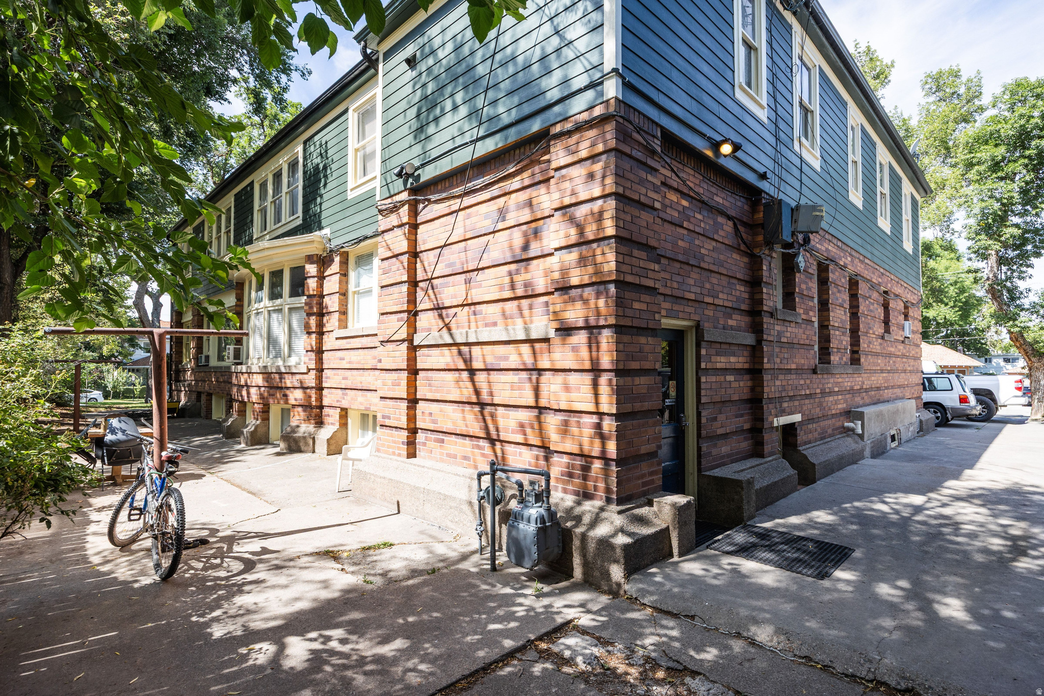main property photo 54