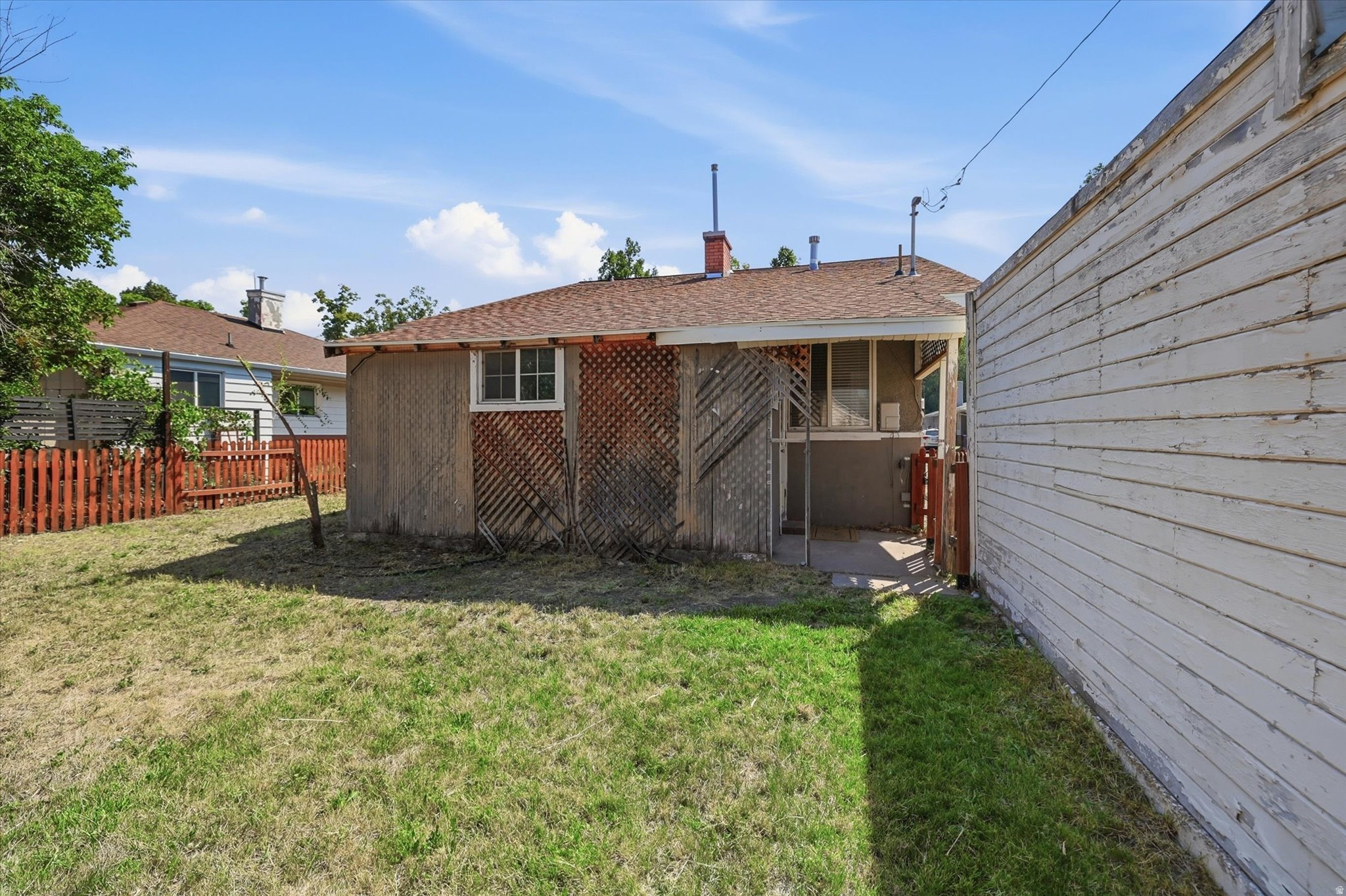 main property photo 35