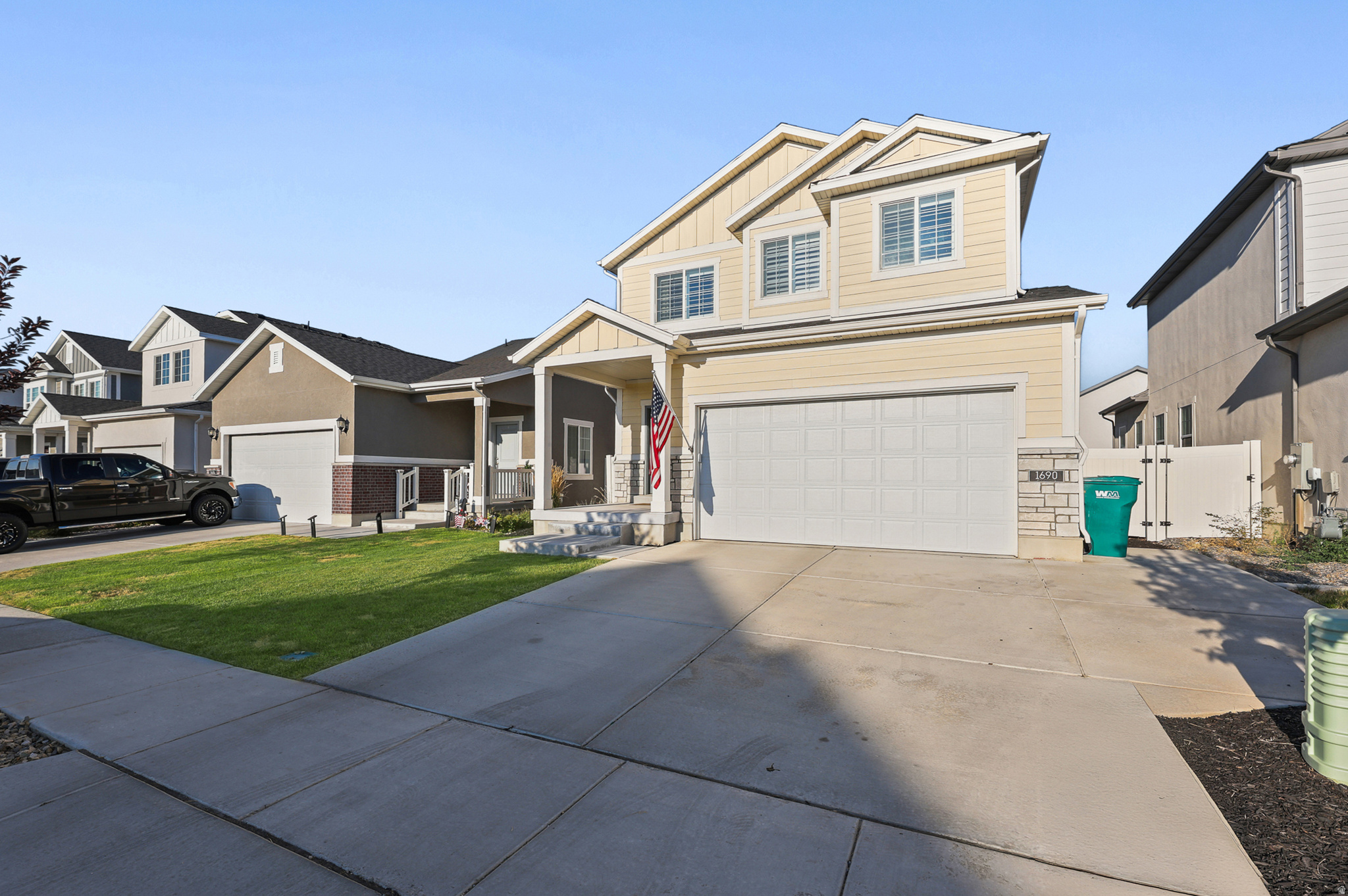 main property photo 38