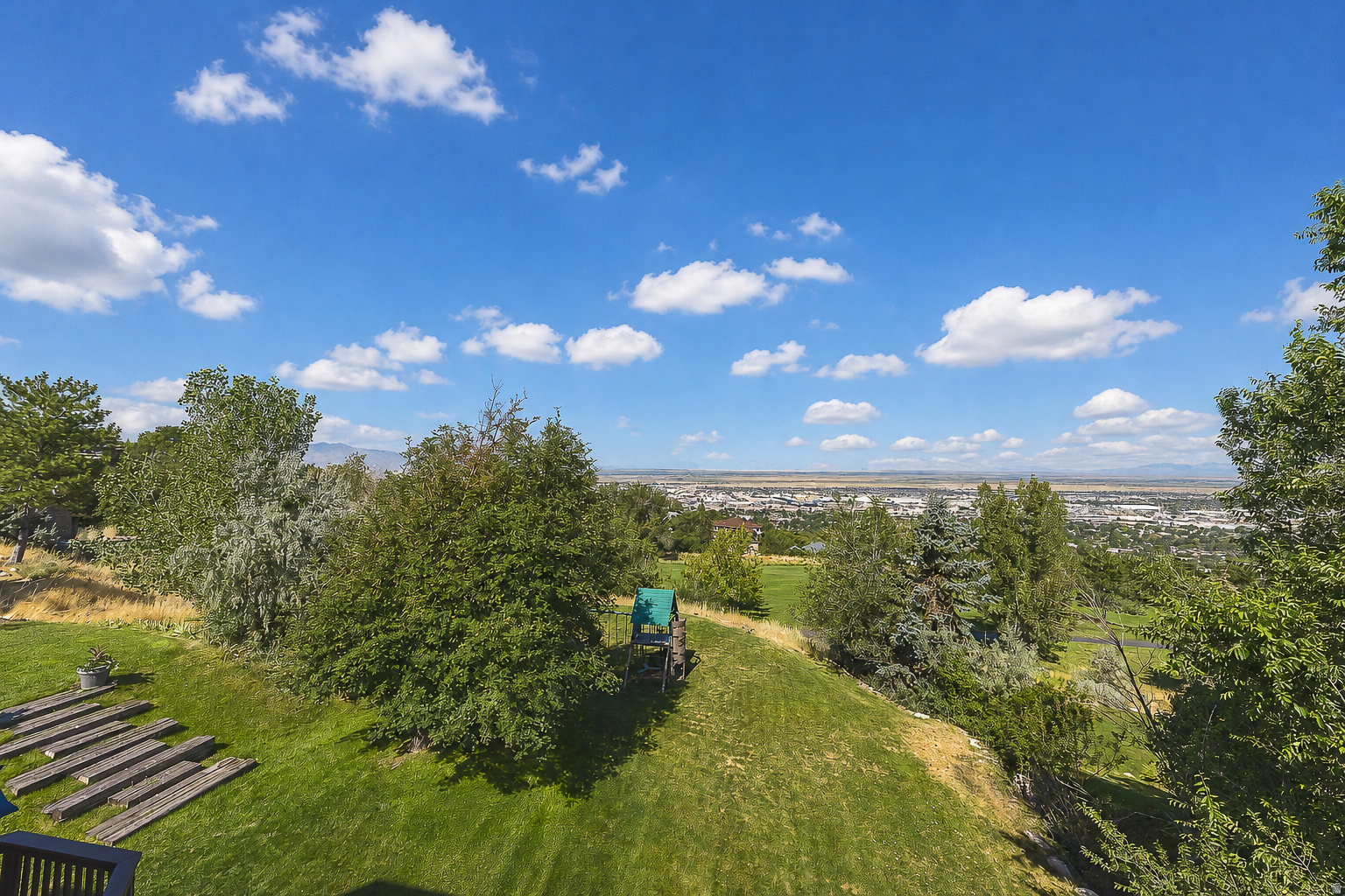 main property photo 48