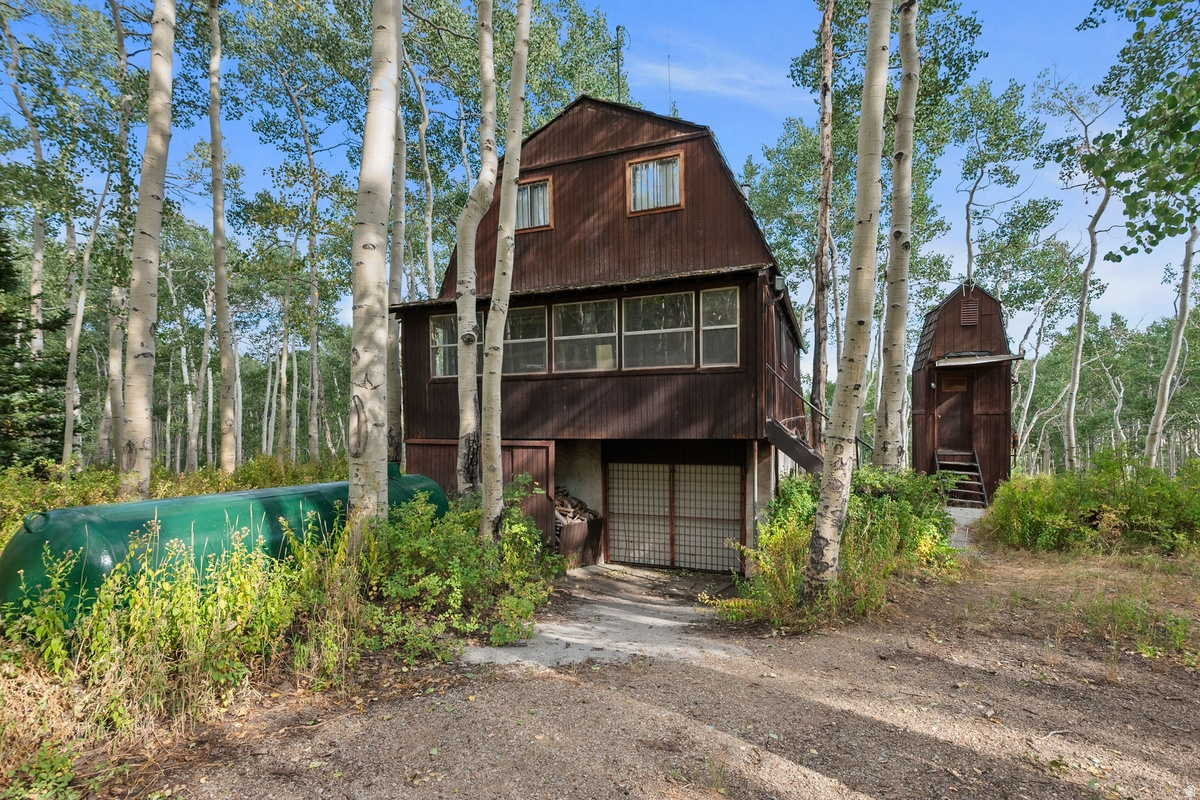 main property photo 0