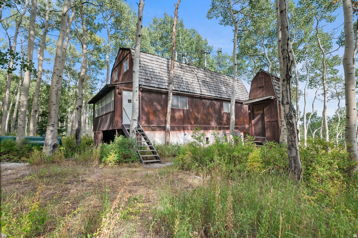 main property photo 31