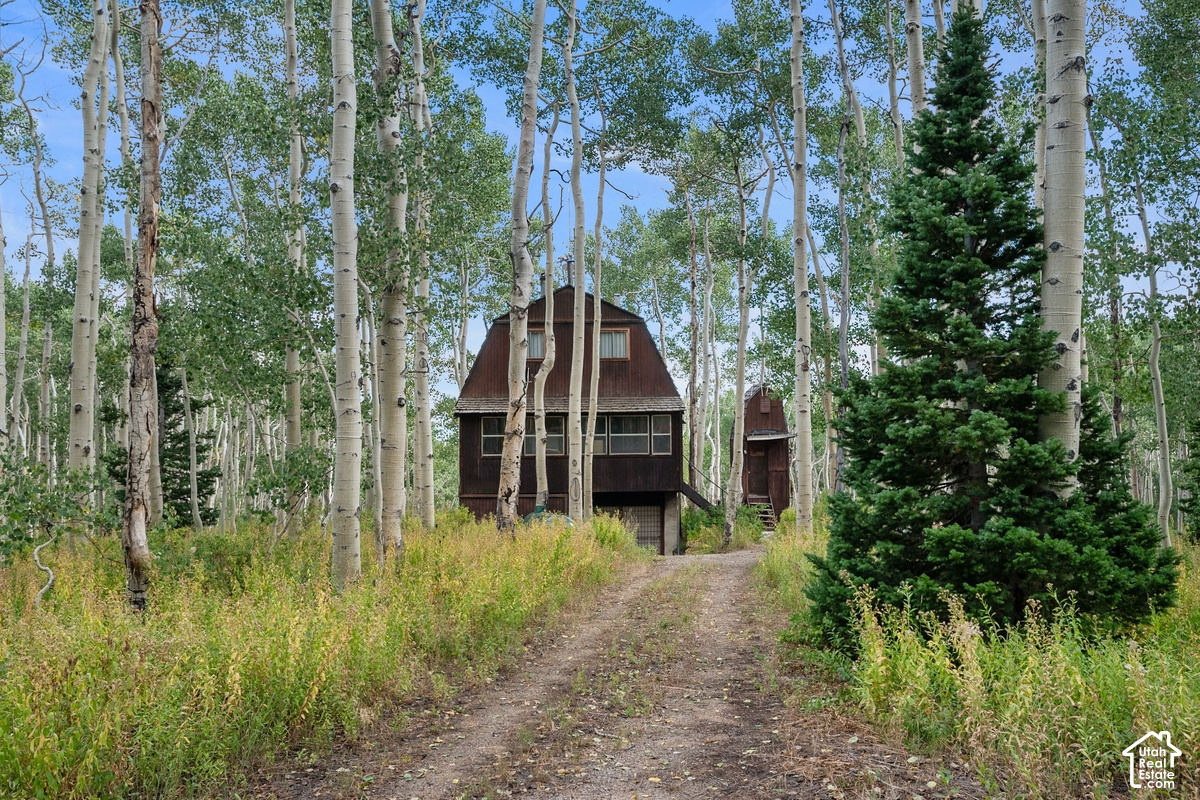 main property photo 32