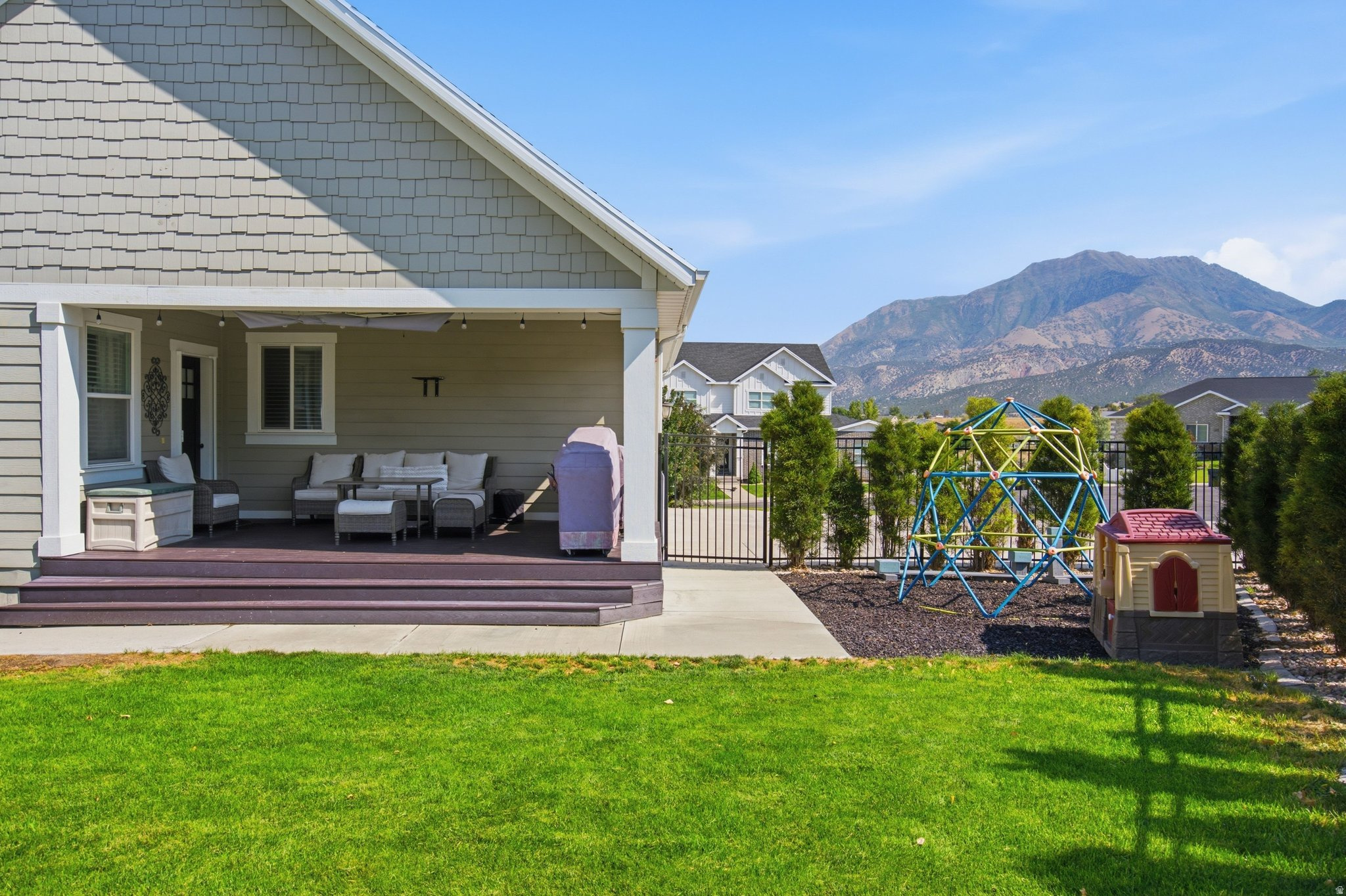 main property photo 80
