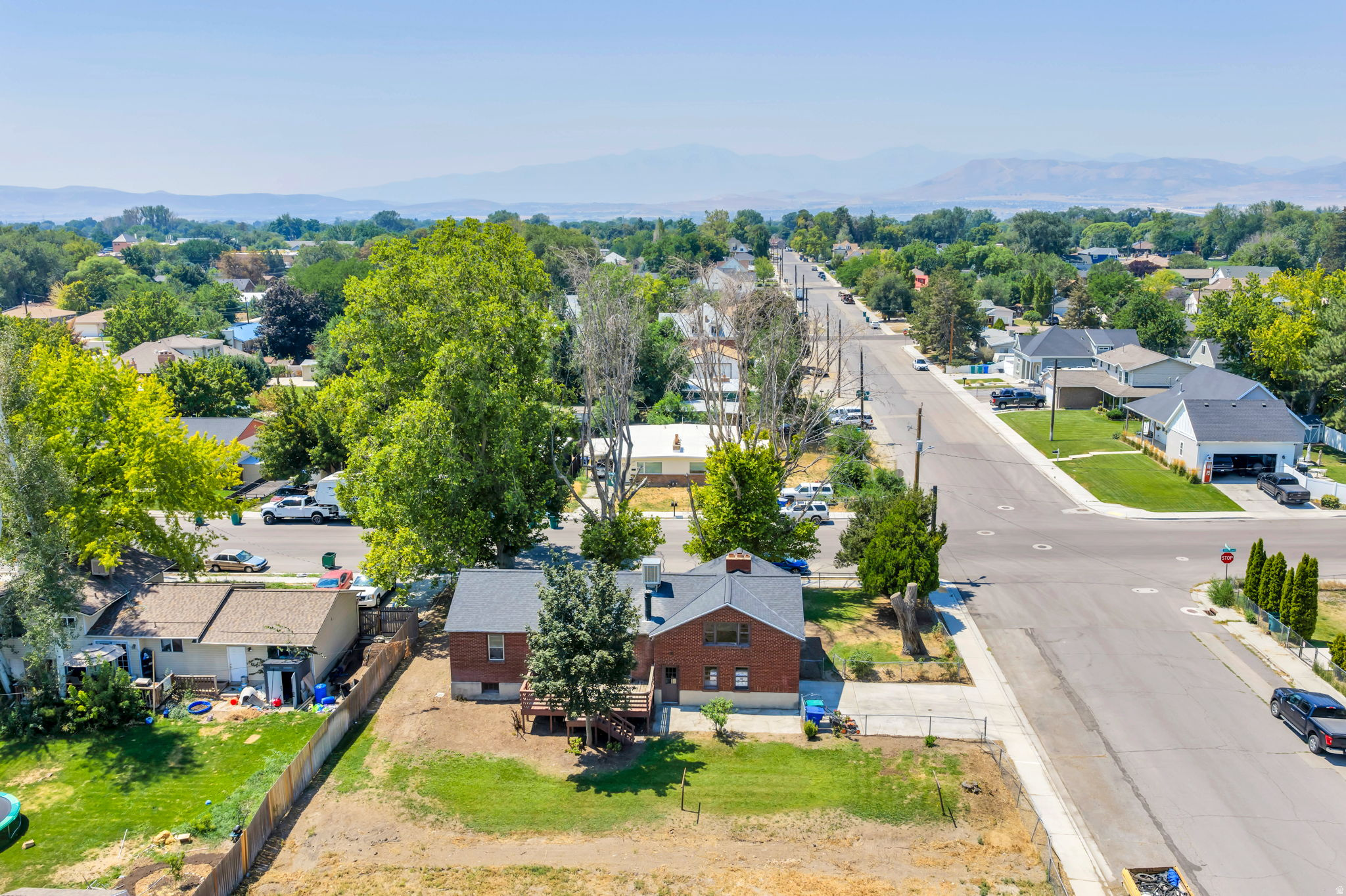 main property photo 18