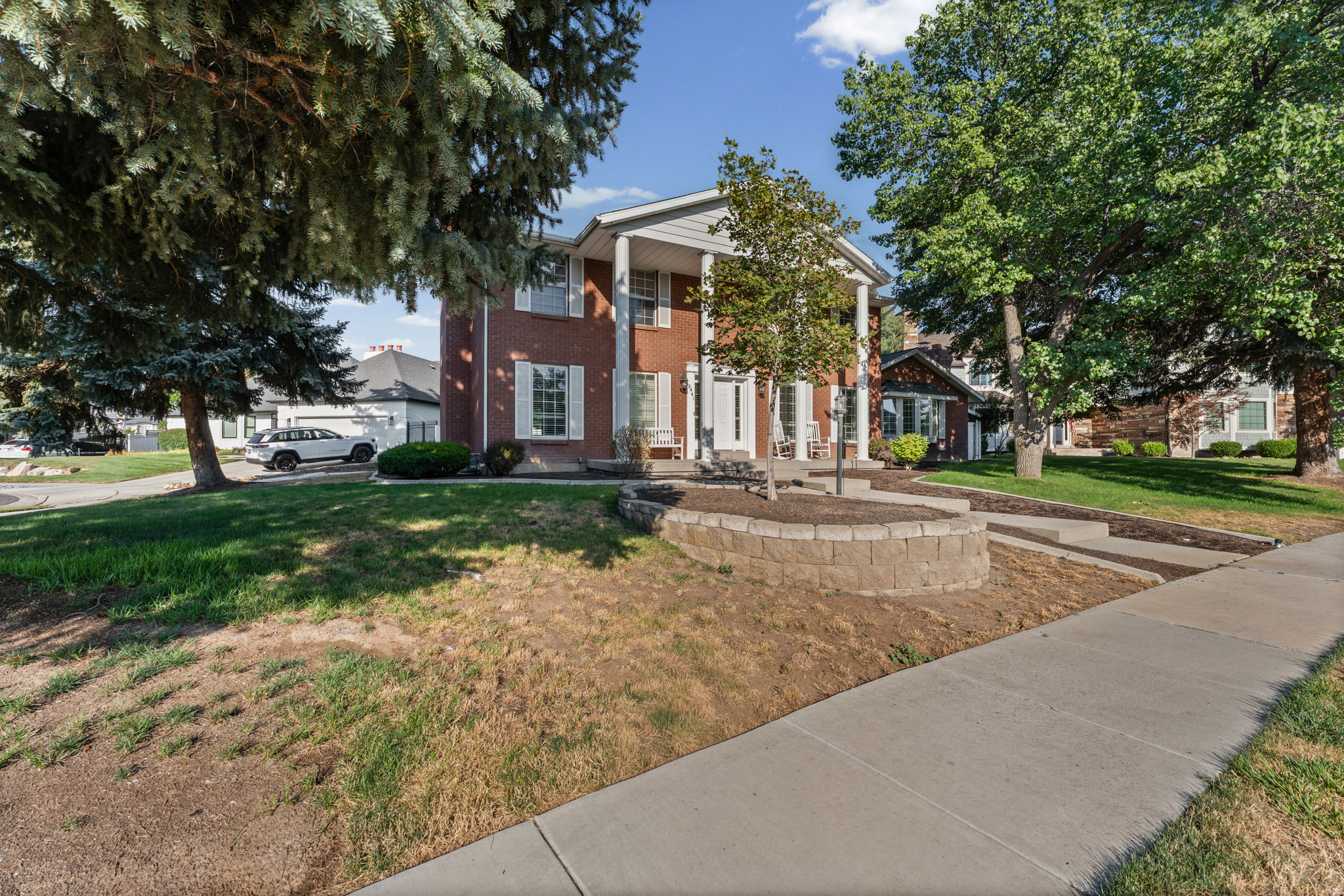 main property photo 45
